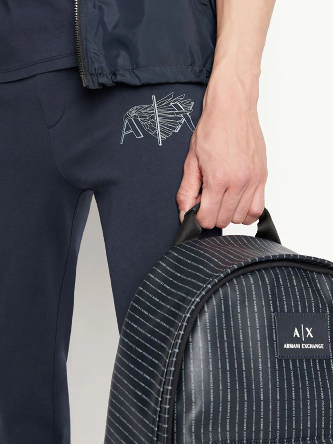 Брюки Armani Exchange модель 6LZPHG-ZJ6RZ-1510 Брюки Armani Exchange модель 6LZPHG-ZJ6RZ-1510 Фото