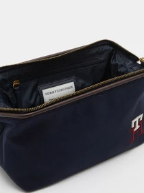 NEW PREP WASHBAG Tommy Hilfiger модель AM0AM10251-DW6 Фото