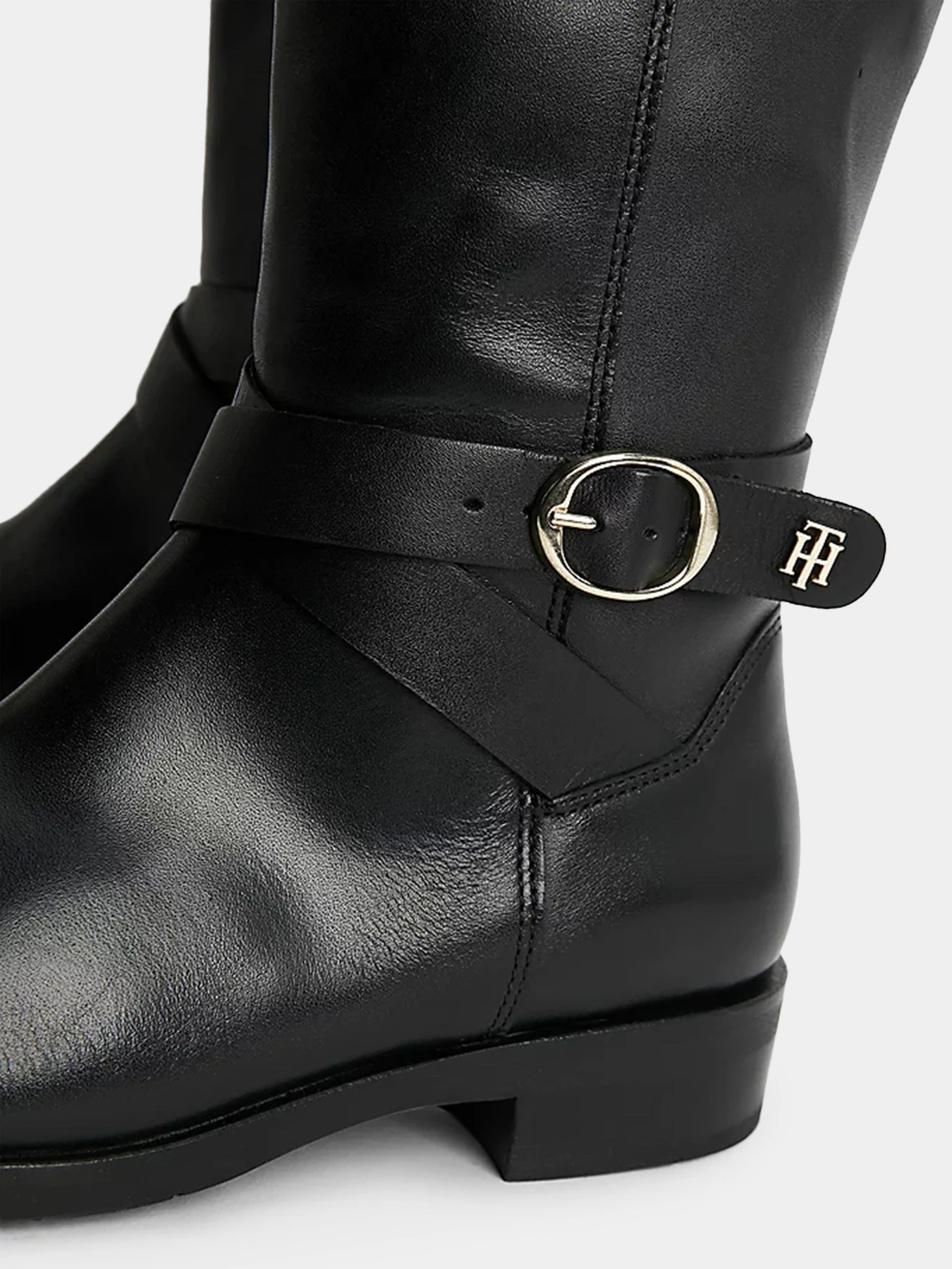 Ботинки и сапоги Tommy Hilfiger модель FW0FW07054-BDS Ботинки и сапоги Tommy Hilfiger модель FW0FW07054-BDS Фото