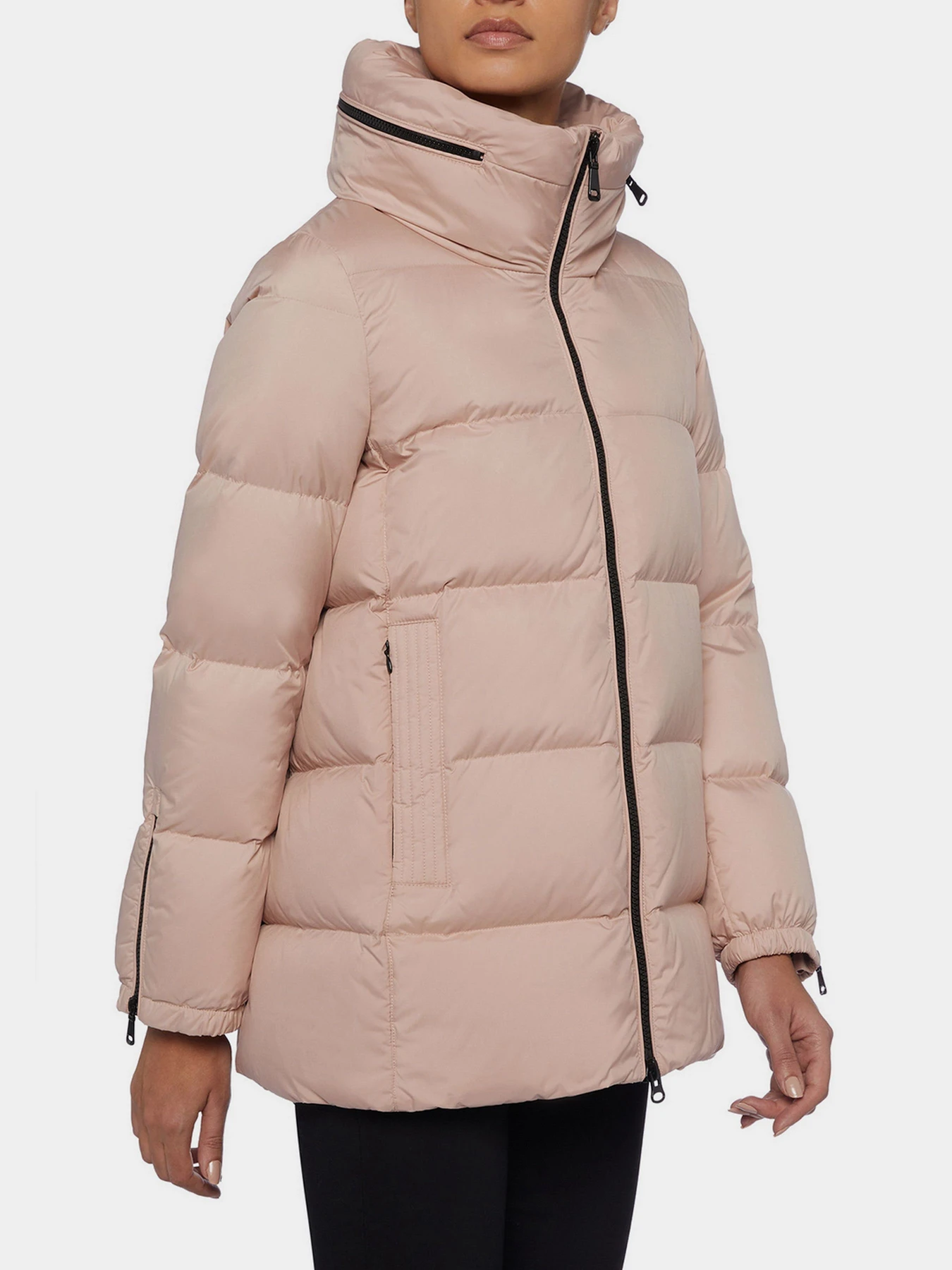 Куртки и дубленки Geox модель W2626L-T2946-F8294 Куртки и дубленки Geox модель W2626L-T2946-F8294 Фото