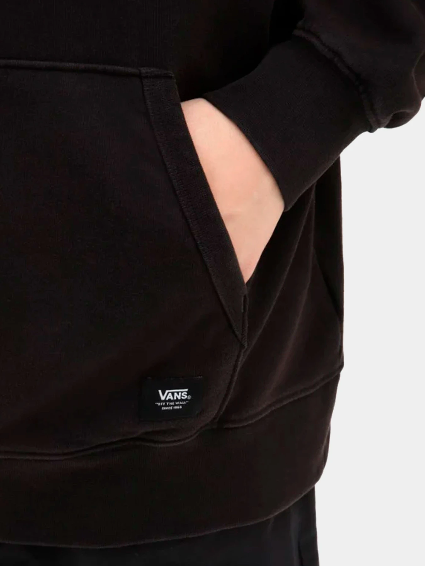 Худи и свитшоты Vans модель VN0000B6BLK1 Худи и свитшоты Vans модель VN0000B6BLK1 Фото