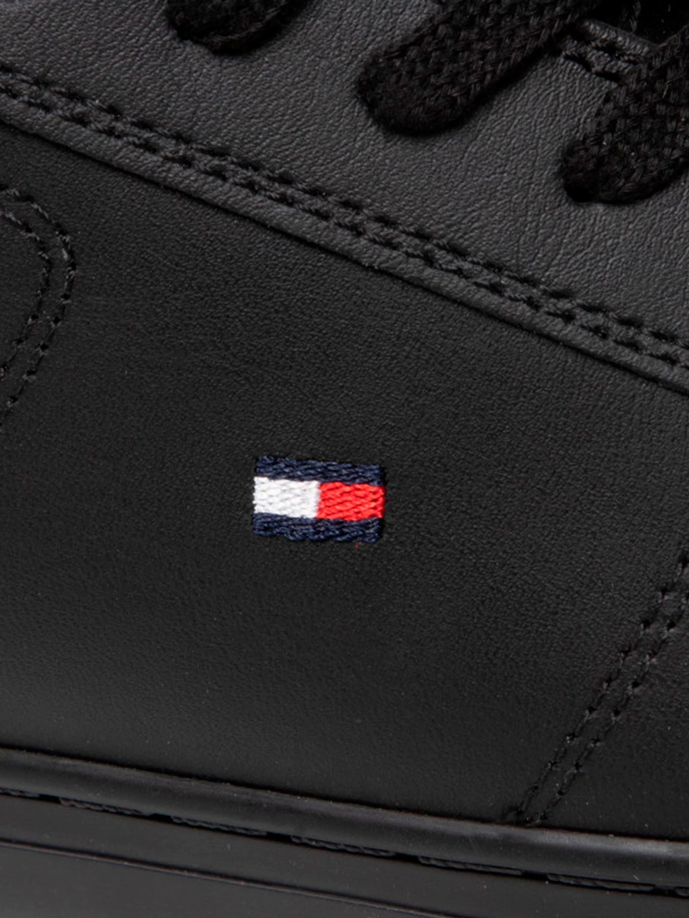 Кеды Tommy Hilfiger модель FM0FM03887-BDS Кеды Tommy Hilfiger модель FM0FM03887-BDS Фото
