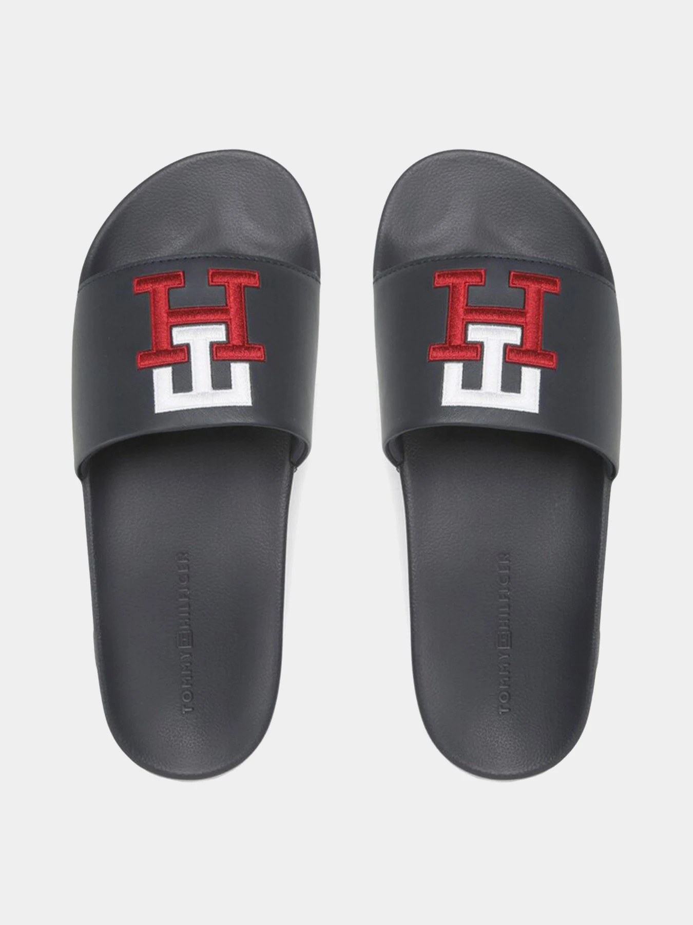 Шлёпанцы Tommy Hilfiger модель FM0FM04349-DW5 Шлёпанцы Tommy Hilfiger модель FM0FM04349-DW5 Фото