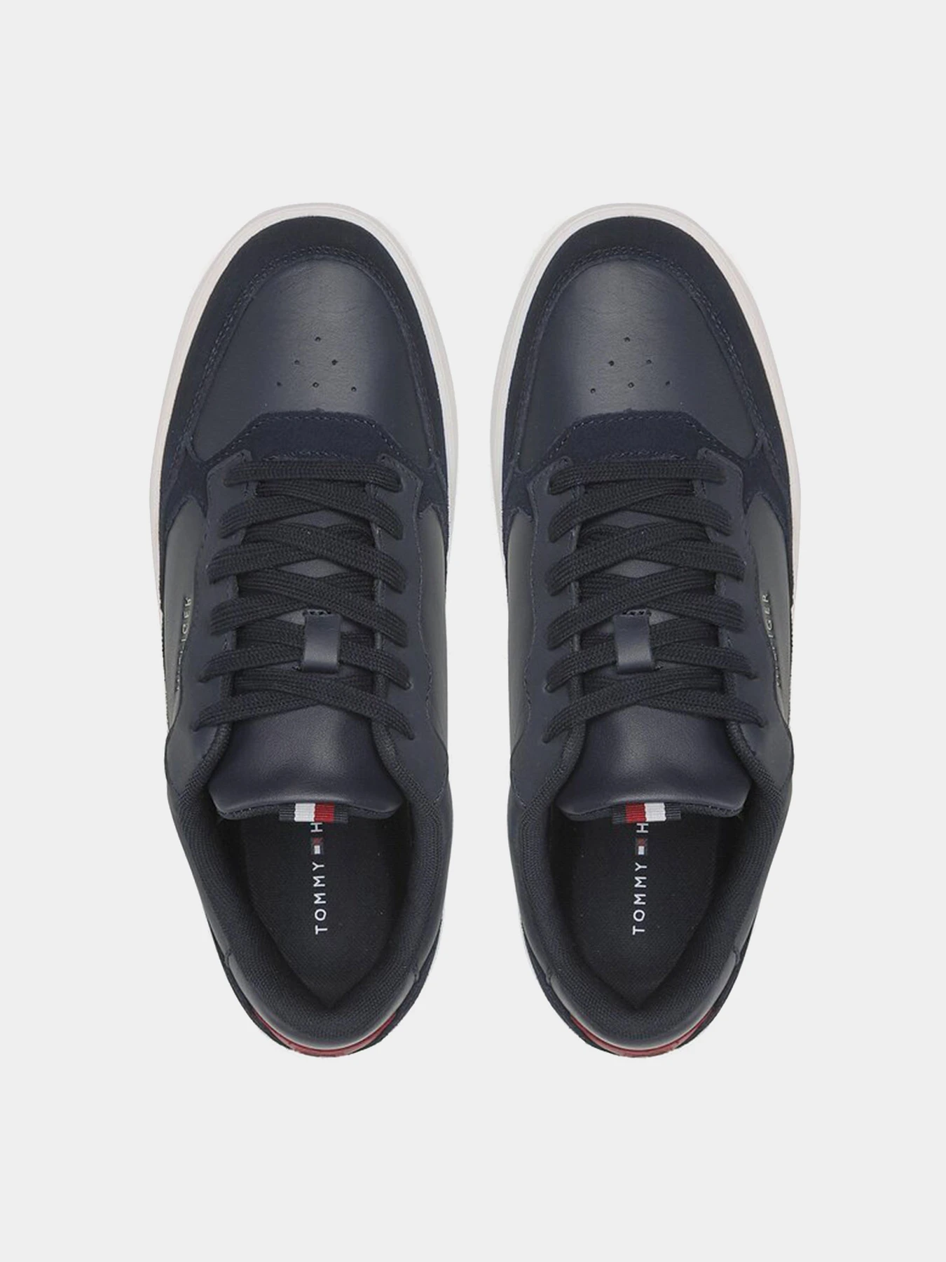 Кроссовки Tommy Hilfiger модель FM0FM04358-YBI Кроссовки Tommy Hilfiger модель FM0FM04358-YBI Фото
