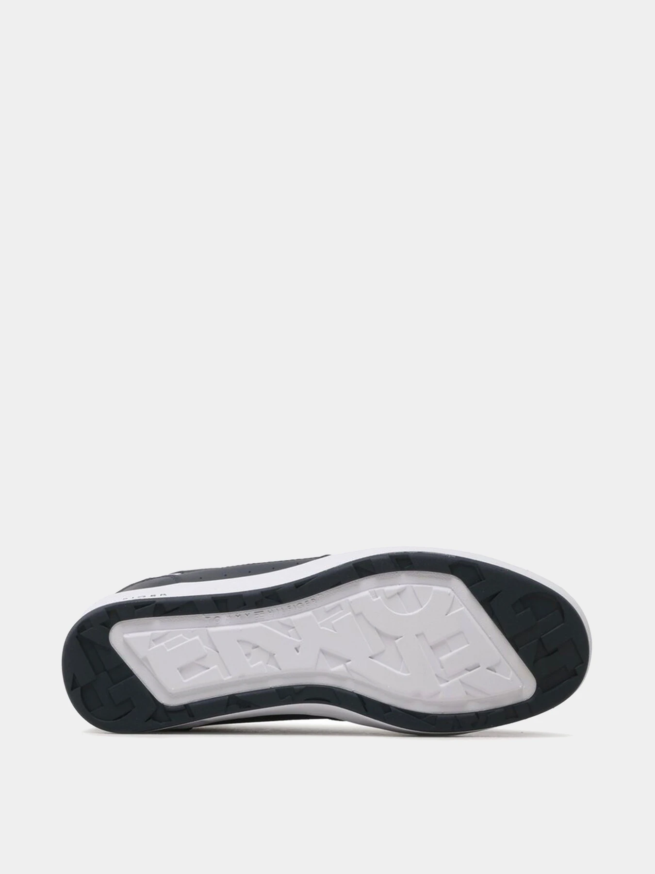 Кроссовки Tommy Hilfiger модель FM0FM04364-DW5 Кроссовки Tommy Hilfiger модель FM0FM04364-DW5 Фото