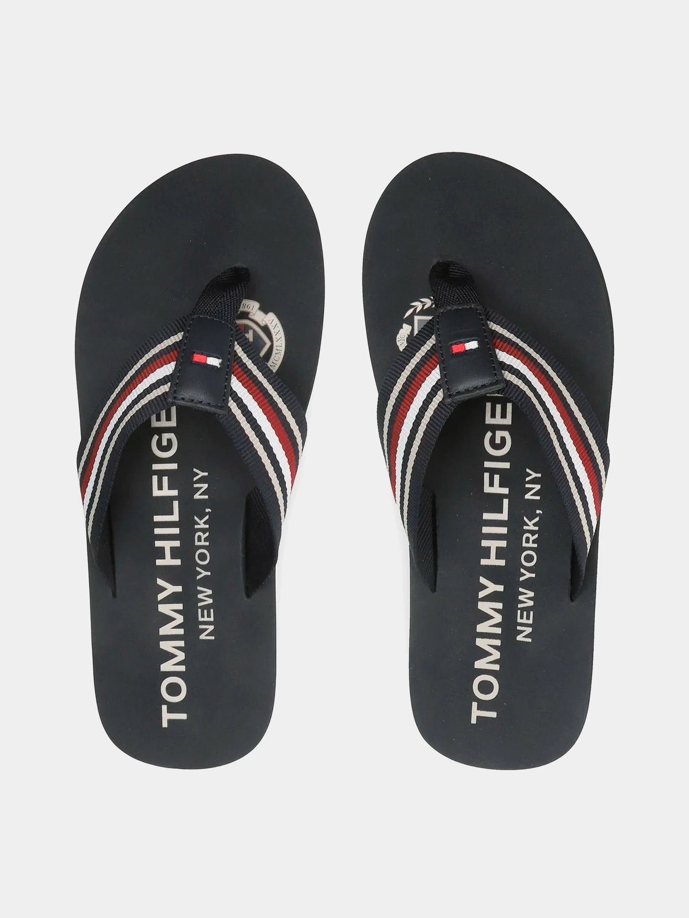 Шлёпанцы Tommy Hilfiger модель FM0FM04407-0G1 Шлёпанцы Tommy Hilfiger модель FM0FM04407-0G1 Фото