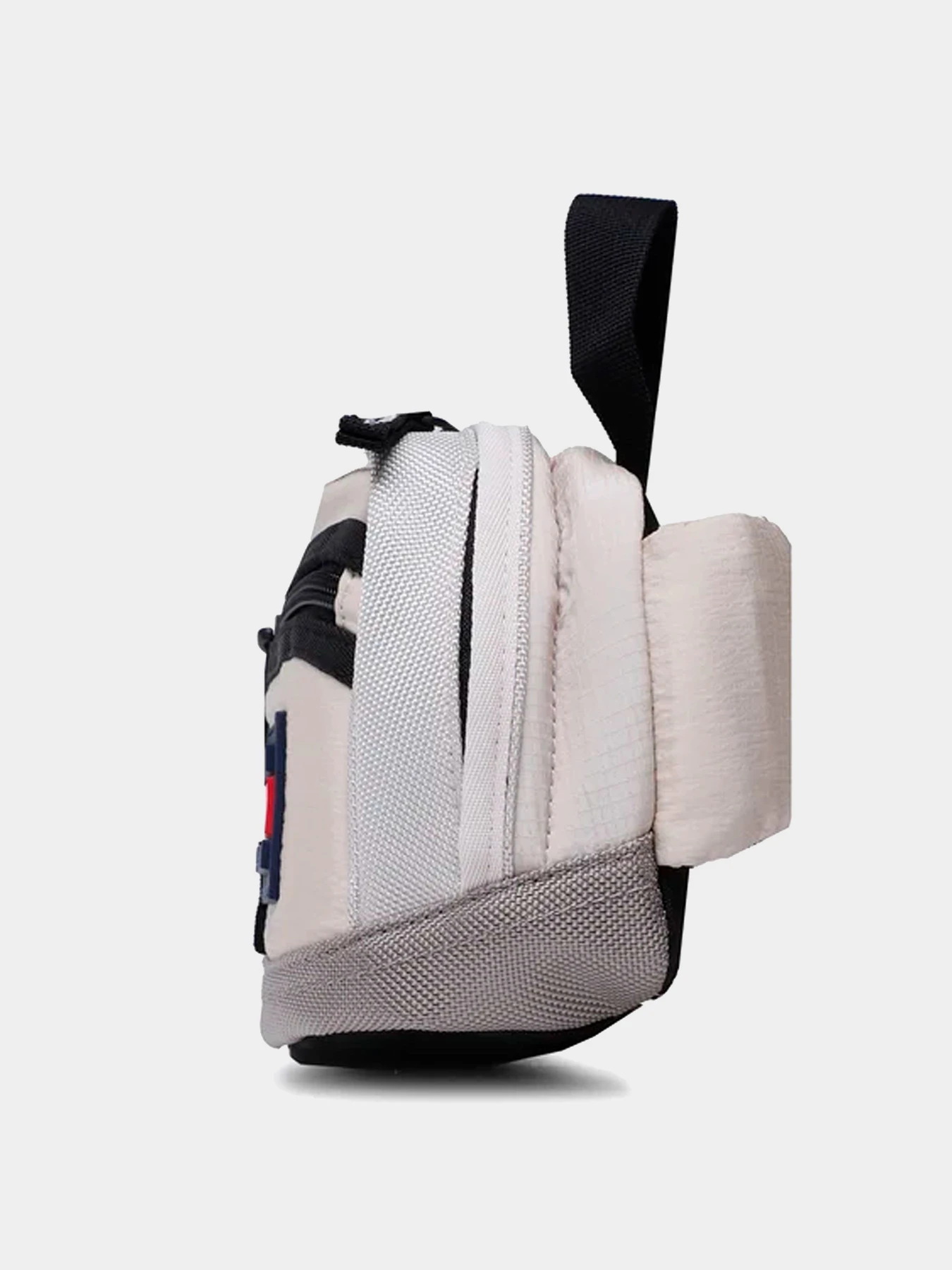 Сумки Tommy Hilfiger модель AM0AM10715-ACE Сумки Tommy Hilfiger модель AM0AM10715-ACE Фото