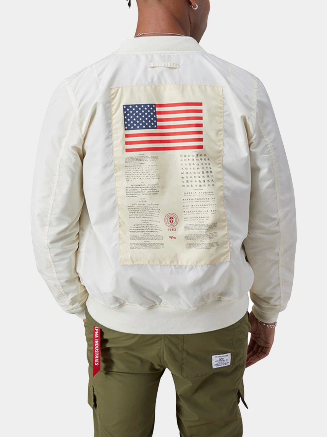 Куртки и дубленки Alpha Industries модель MJL53000C1_107 Куртки и дубленки Alpha Industries модель MJL53000C1_107 Фото