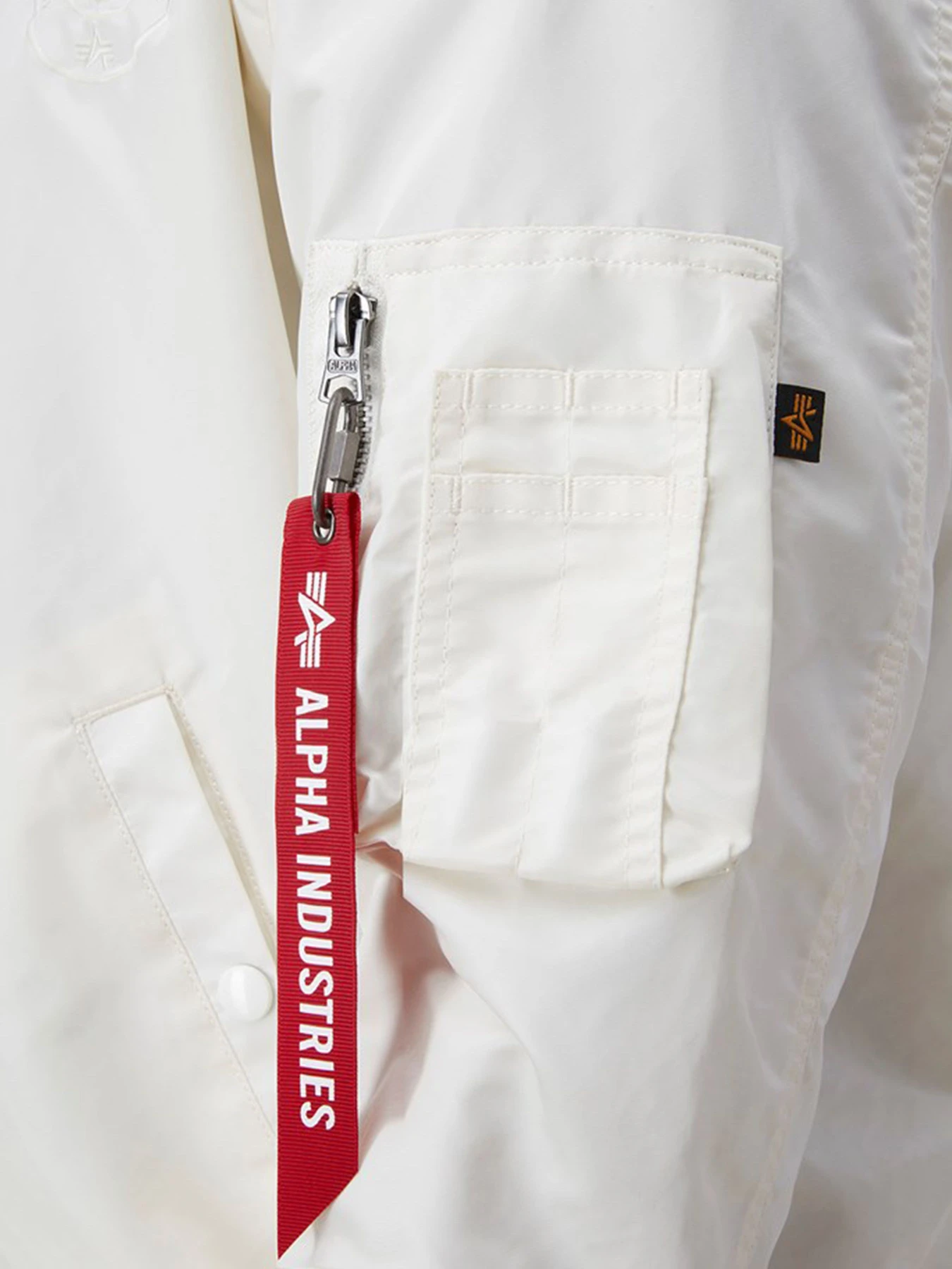 Куртки и дубленки Alpha Industries модель MJL53000C1_107 Куртки и дубленки Alpha Industries модель MJL53000C1_107 Фото