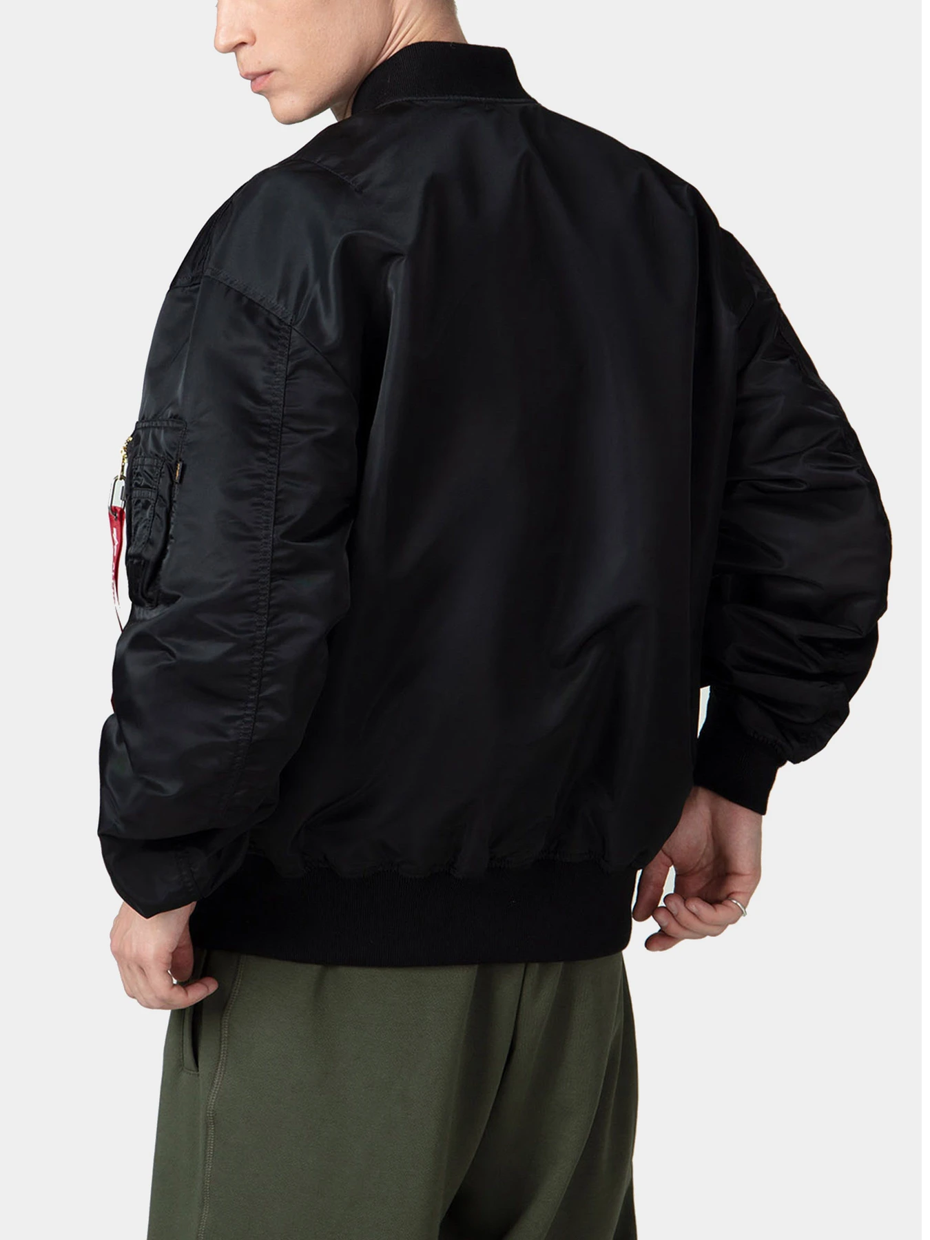 Куртки и дубленки Alpha Industries модель MJL53001C1_001 Куртки и дубленки Alpha Industries модель MJL53001C1_001 Фото