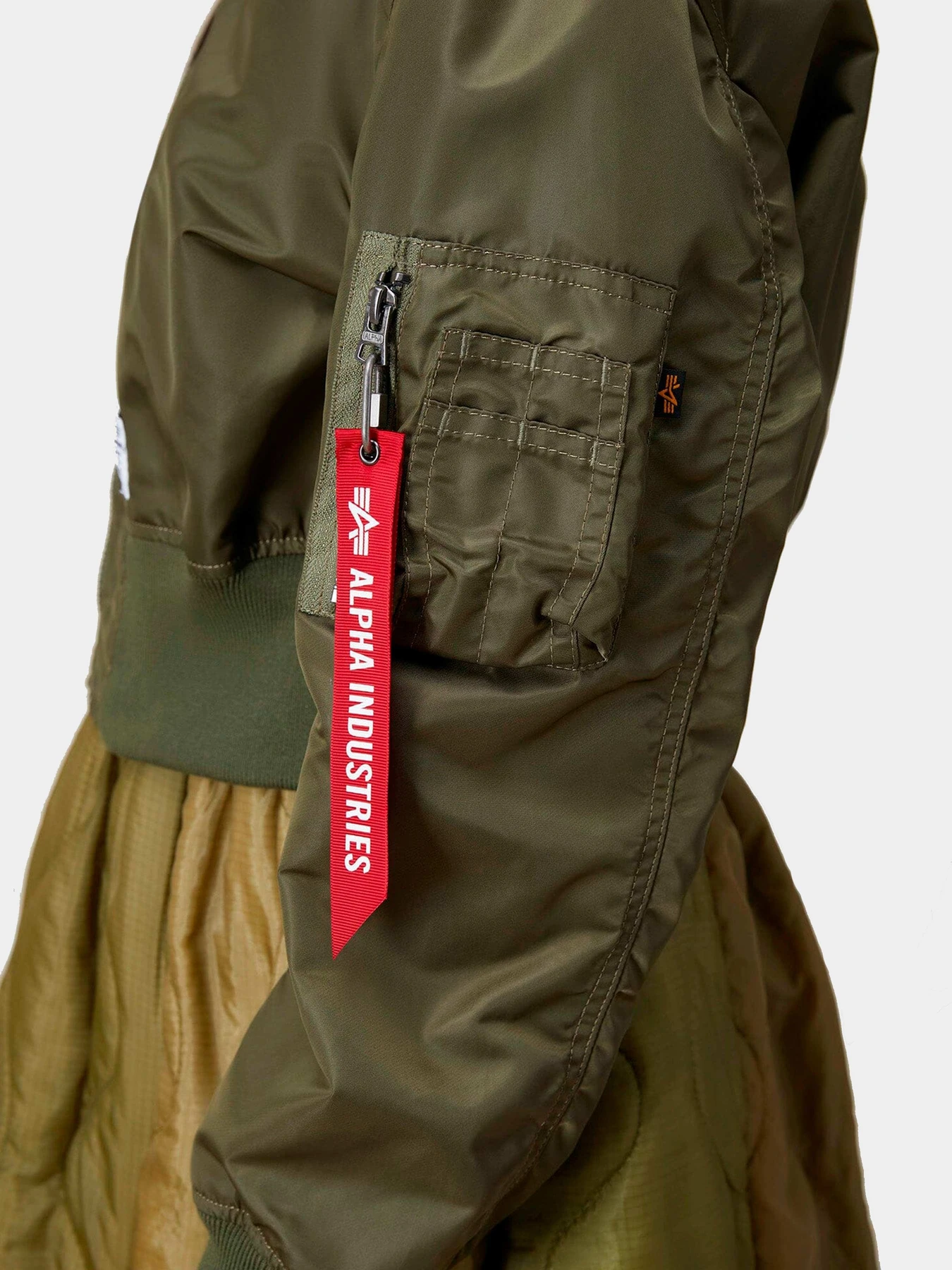 Куртки и дубленки Alpha Industries модель WJL53000C1_359 Куртки и дубленки Alpha Industries модель WJL53000C1_359 Фото