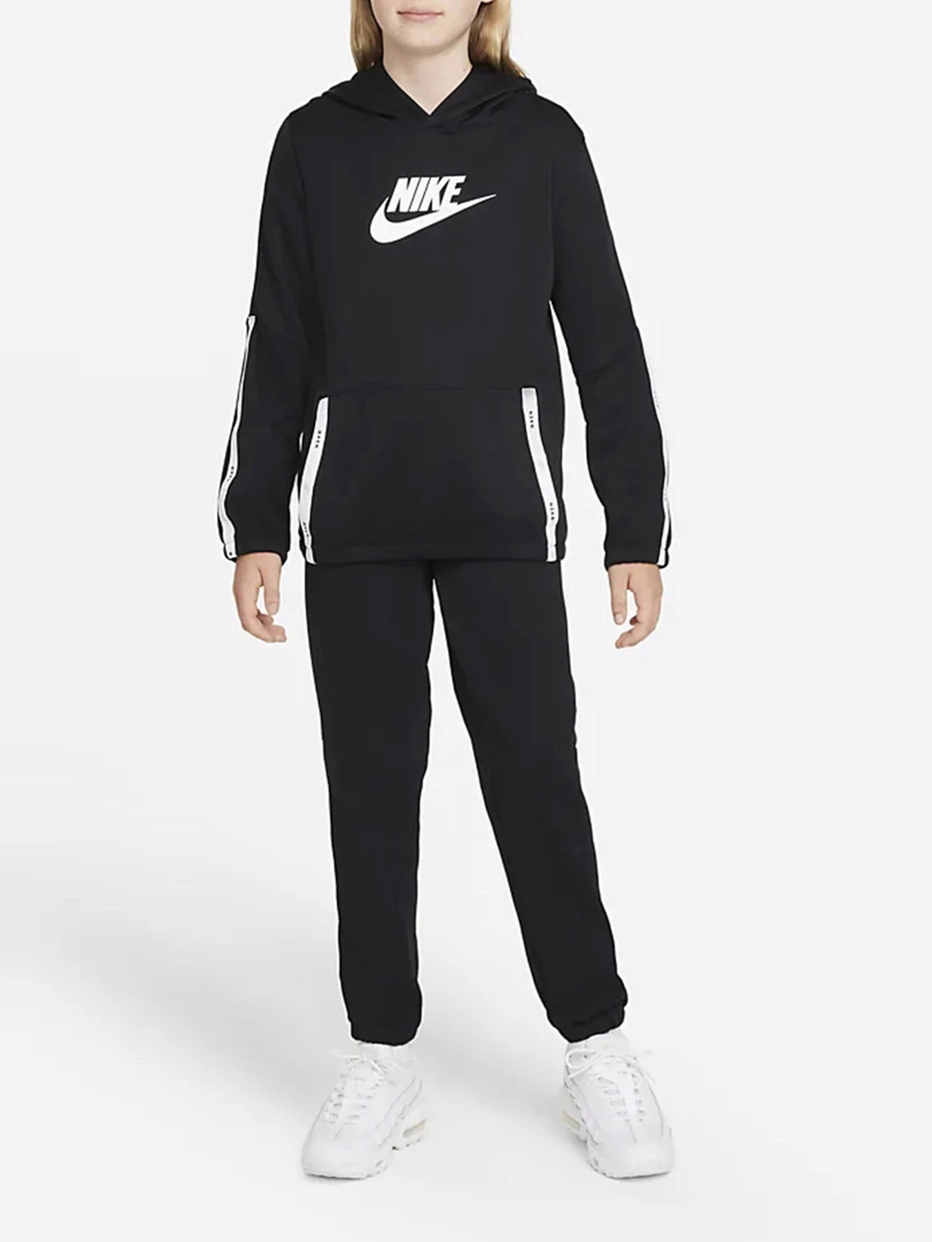 Костюмы NIKE модель DD8552-010 Костюмы NIKE модель DD8552-010 Фото