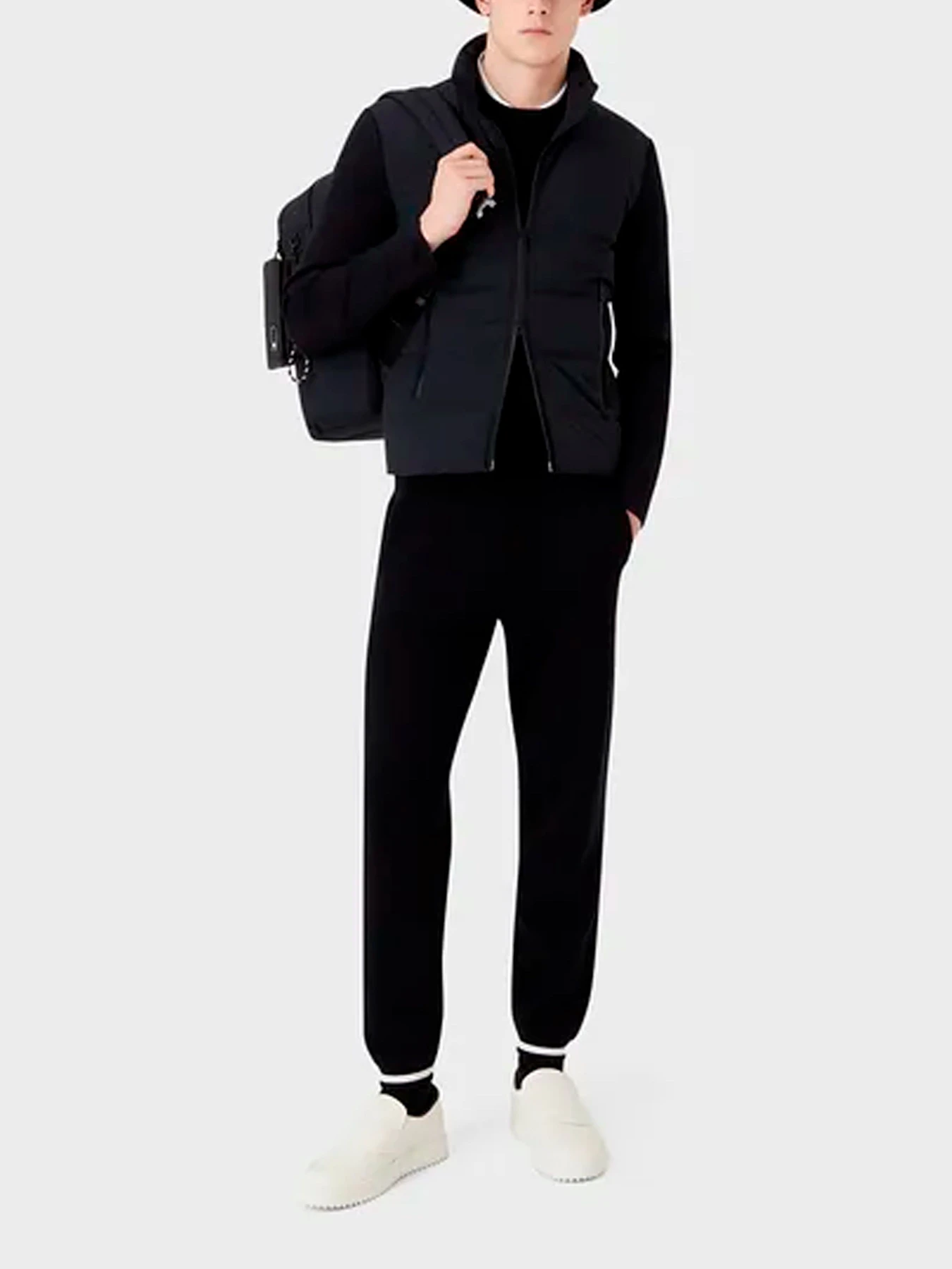 Куртки и дубленки Emporio Armani модель 6L1BS1-1NNTZ-0920 Куртки и дубленки Emporio Armani модель 6L1BS1-1NNTZ-0920 Фото