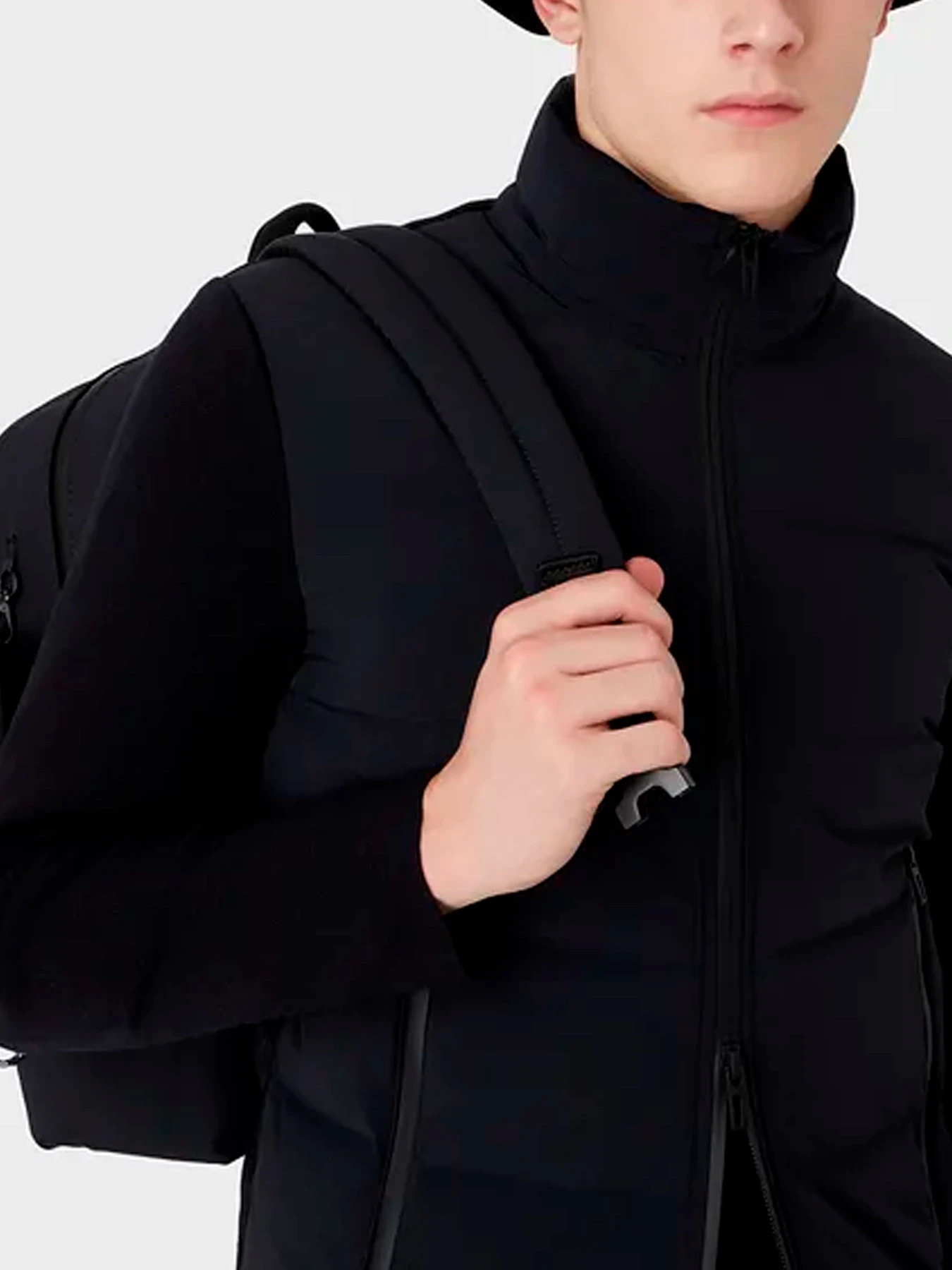 Куртки и дубленки Emporio Armani модель 6L1BS1-1NNTZ-0920 Куртки и дубленки Emporio Armani модель 6L1BS1-1NNTZ-0920 Фото