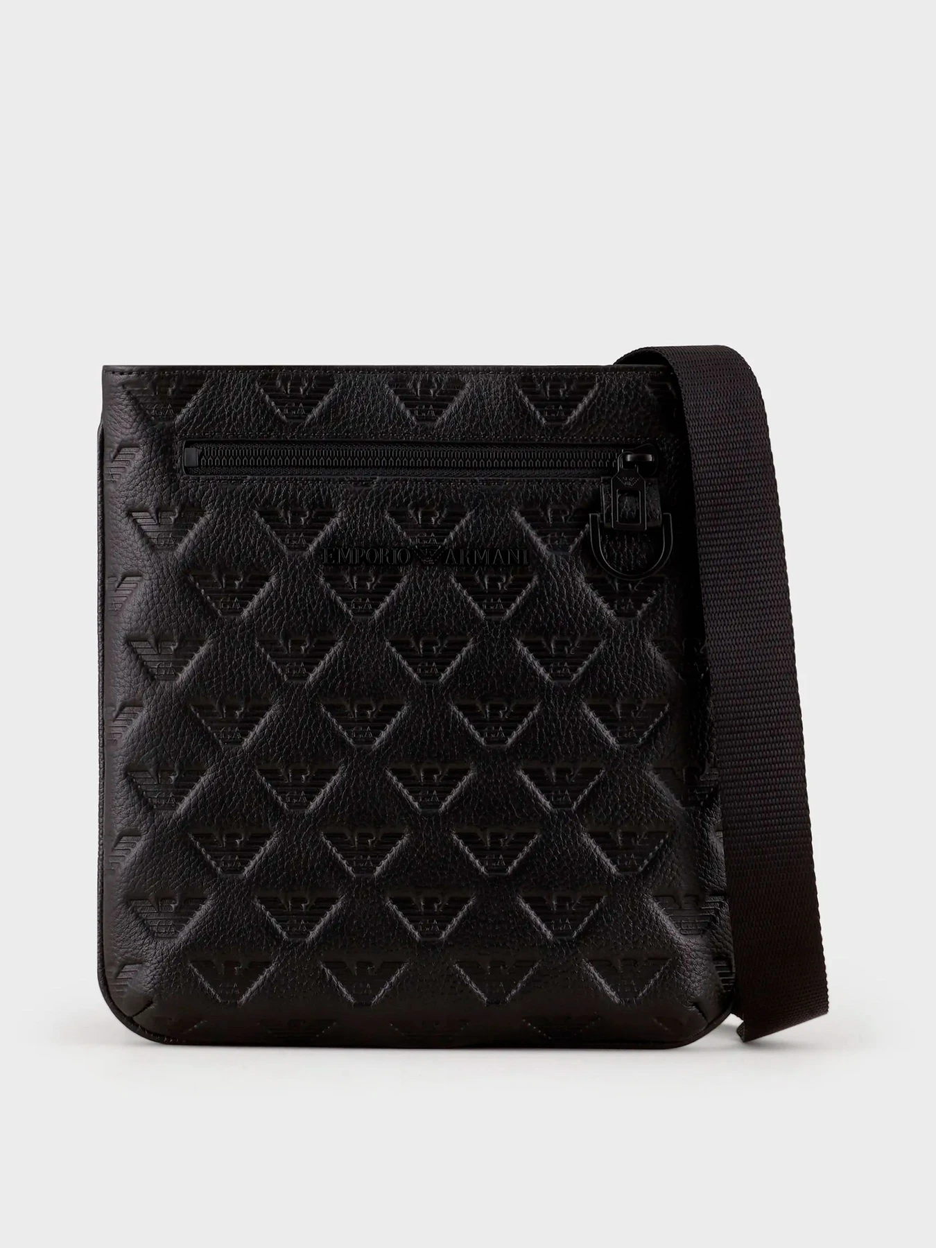 Сумки Emporio Armani модель Y4M366-Y142V-81072 Сумки Emporio Armani модель Y4M366-Y142V-81072 Фото