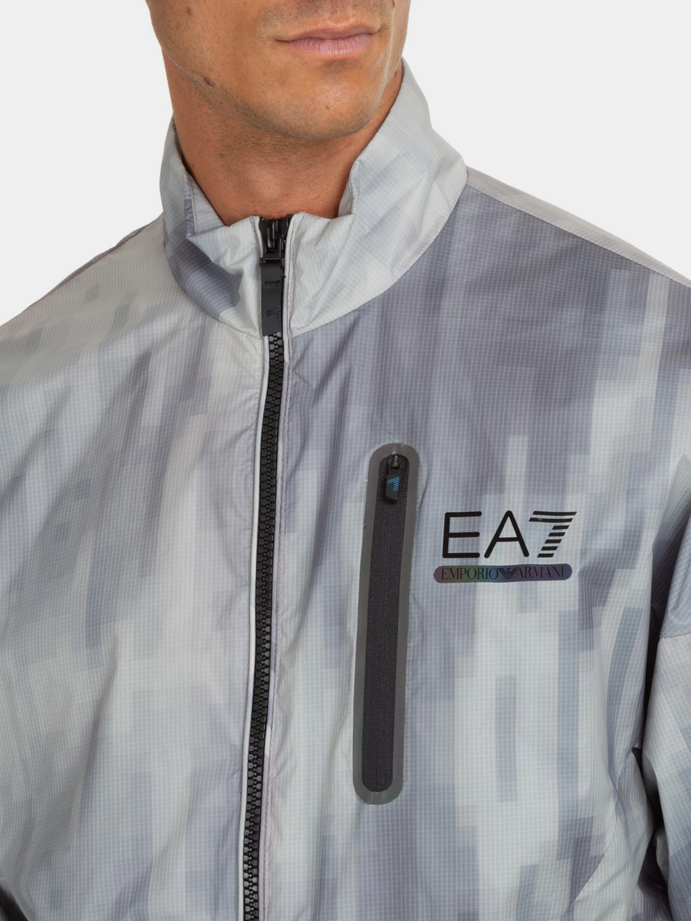 Куртки и дубленки EA7 модель 6LPB19-PN2TZ-2922 Куртки и дубленки EA7 модель 6LPB19-PN2TZ-2922 Фото