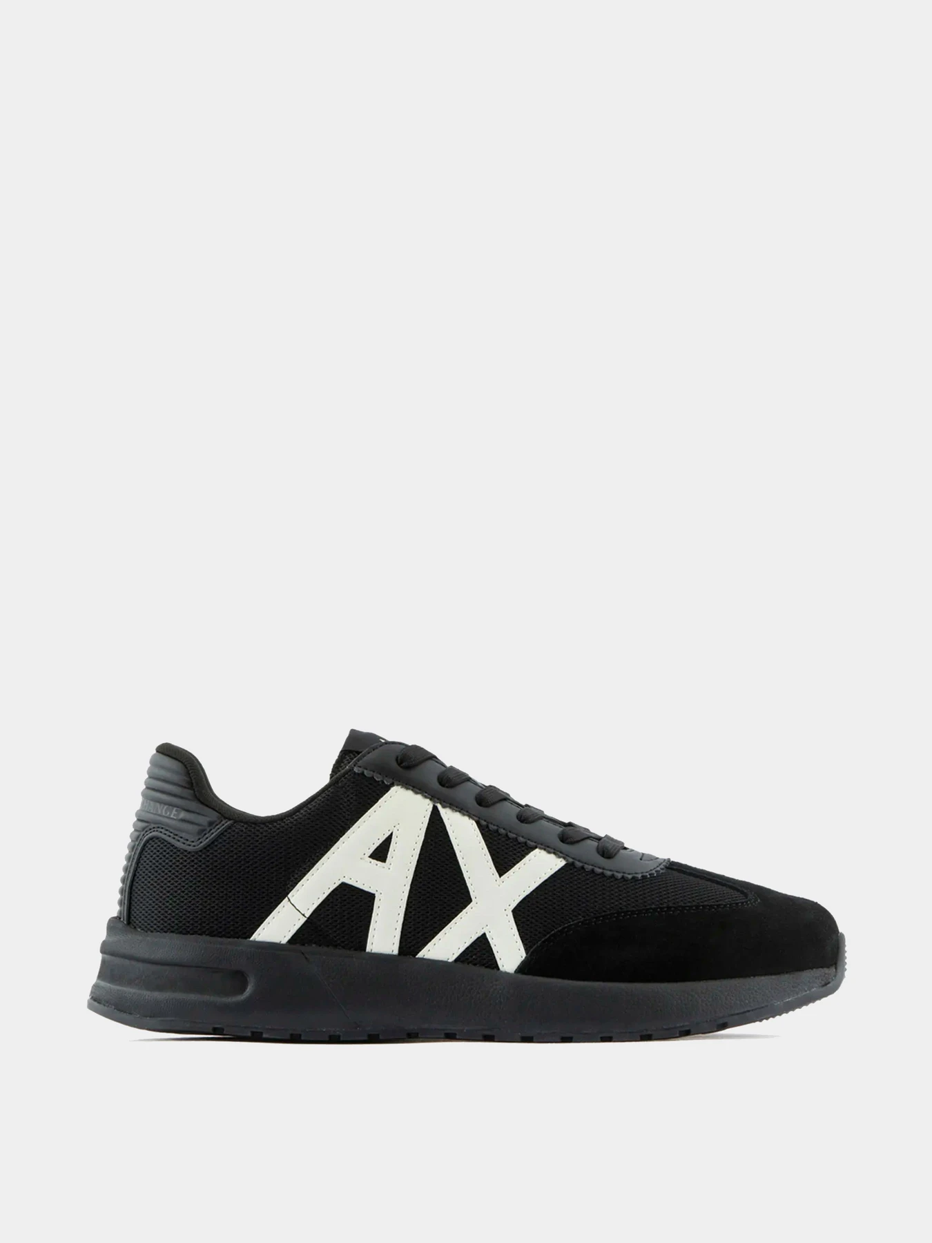 Кроссовки Armani Exchange модель XUX071-XV527-M217 Кроссовки Armani Exchange модель XUX071-XV527-M217 Фото