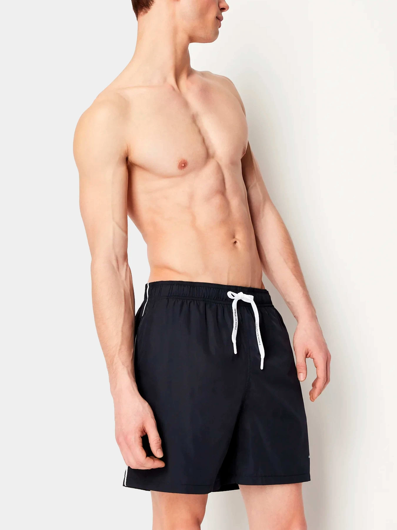 Одежда для пляжа Armani Exchange модель 953035-CC630-00136 Одежда для пляжа Armani Exchange модель 953035-CC630-00136 Фото