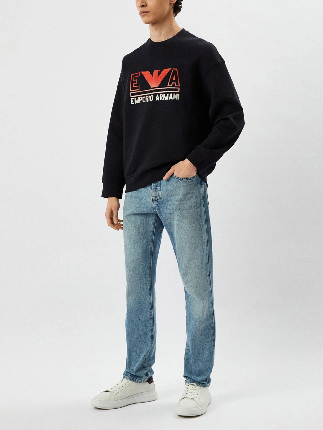 Худи и свитшоты Emporio Armani модель 3R1MBT-1JHSZ-09K3 Худи и свитшоты Emporio Armani модель 3R1MBT-1JHSZ-09K3 Фото