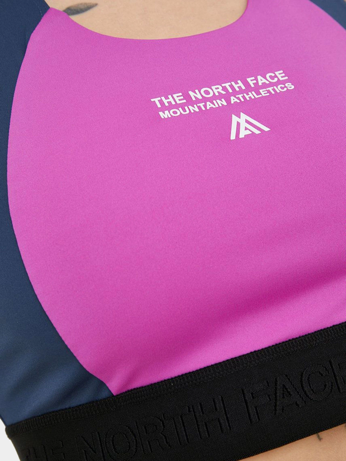 Футболки и поло The North Face модель NF0A7ZB2IDT1 Футболки и поло The North Face модель NF0A7ZB2IDT1 Фото
