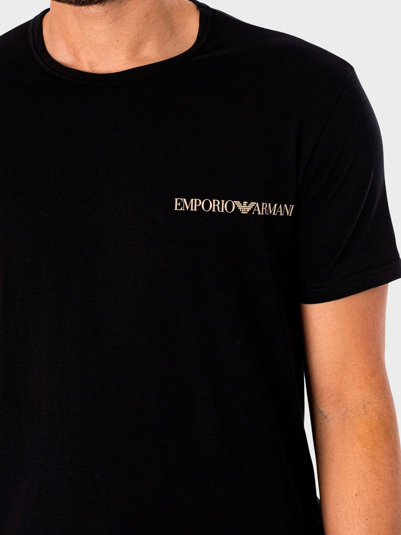 Футболки и поло Emporio Armani модель 111267-3R717-23820 Футболки и поло Emporio Armani модель 111267-3R717-23820 Фото