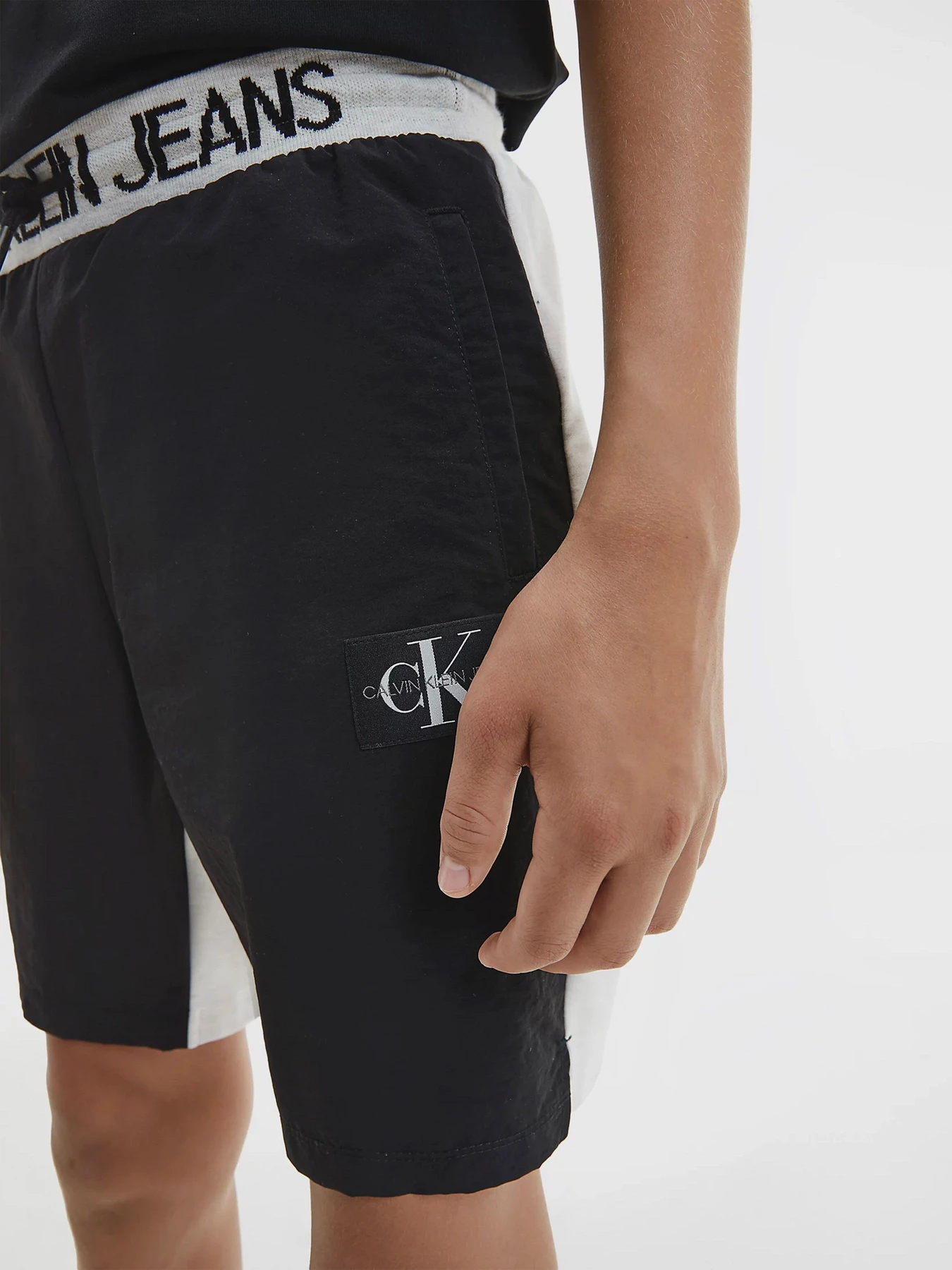 Шорты Calvin Klein модель IB0IB00794-P34 Шорты Calvin Klein модель IB0IB00794-P34 Фото