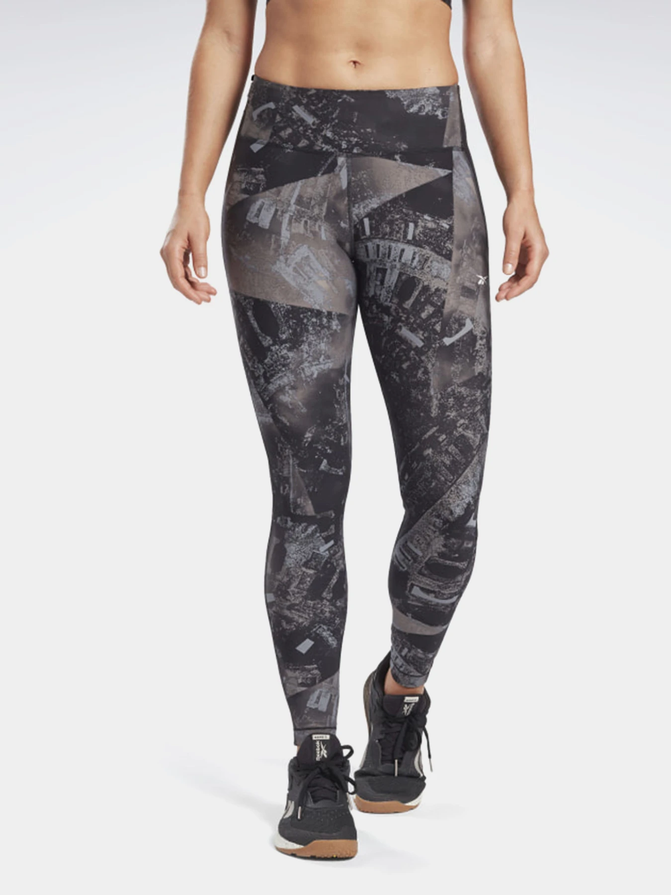 Брюки Reebok модель GI6530 Брюки Reebok модель GI6530 Фото