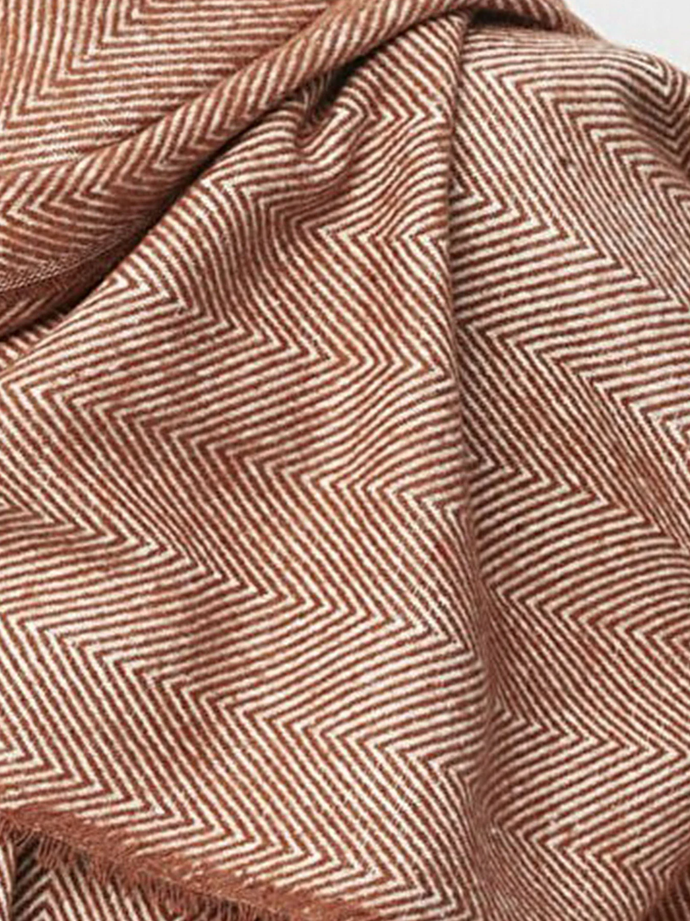 Шарфы и платки Trendyol модель TWOAW22AT0040/Turuncu Фото