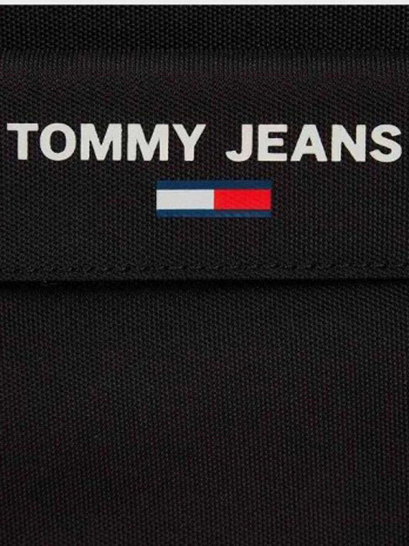 Сумки Tommy Hilfiger модель AM0AM08645-BDS Сумки Tommy Hilfiger модель AM0AM08645-BDS Фото