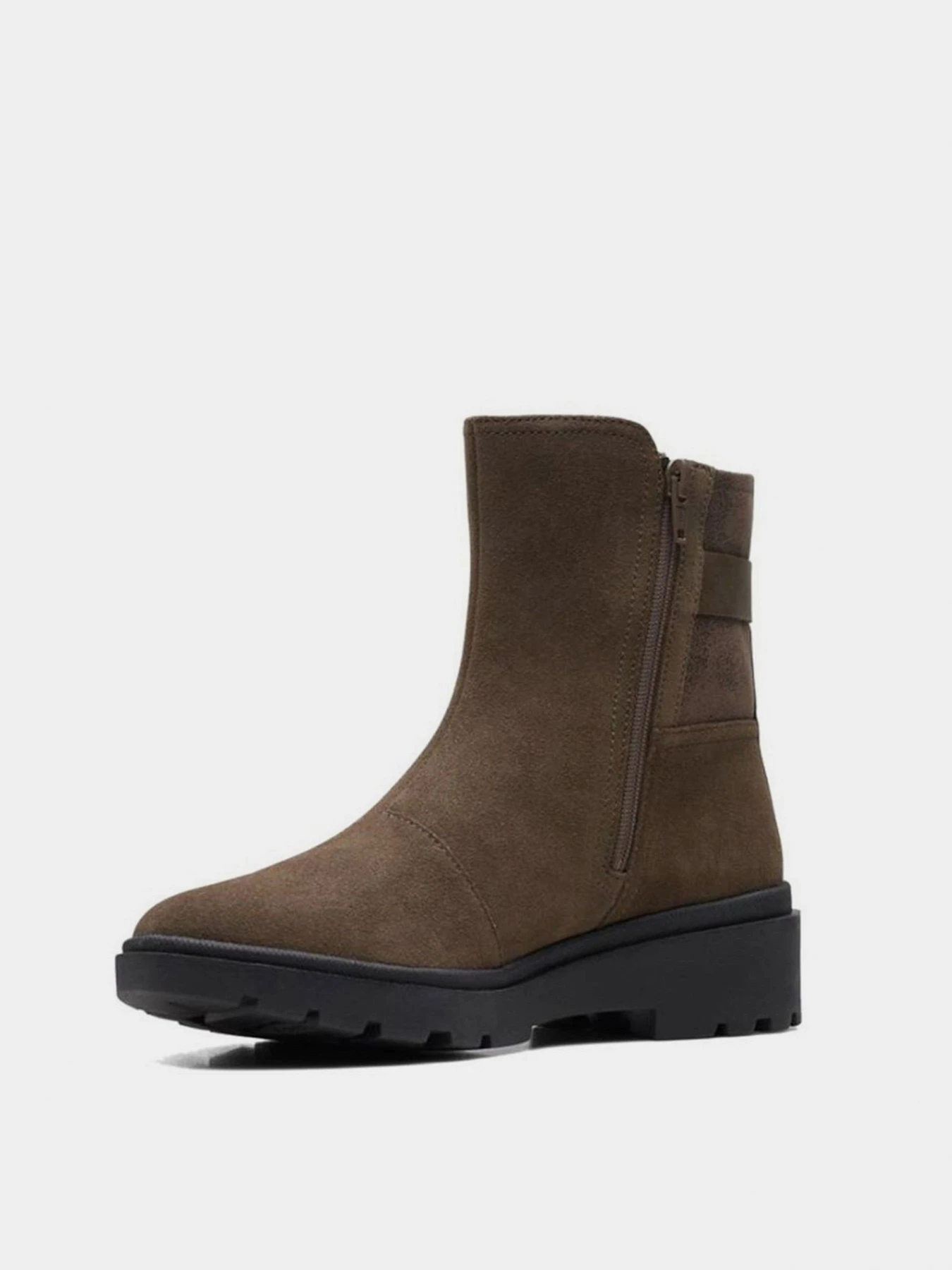 Ботинки и сапоги Clarks модель 2616-7409 Ботинки и сапоги Clarks модель 2616-7409 Фото