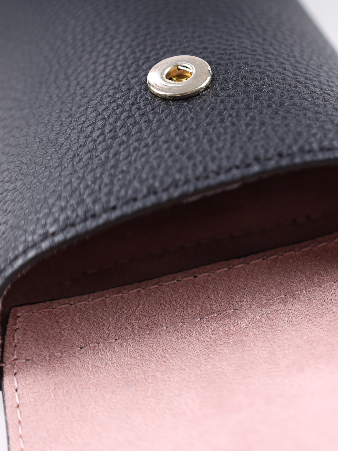 Ремни Emporio Armani модель Y3I331-YGF8A-81386 Ремни Emporio Armani модель Y3I331-YGF8A-81386 Фото