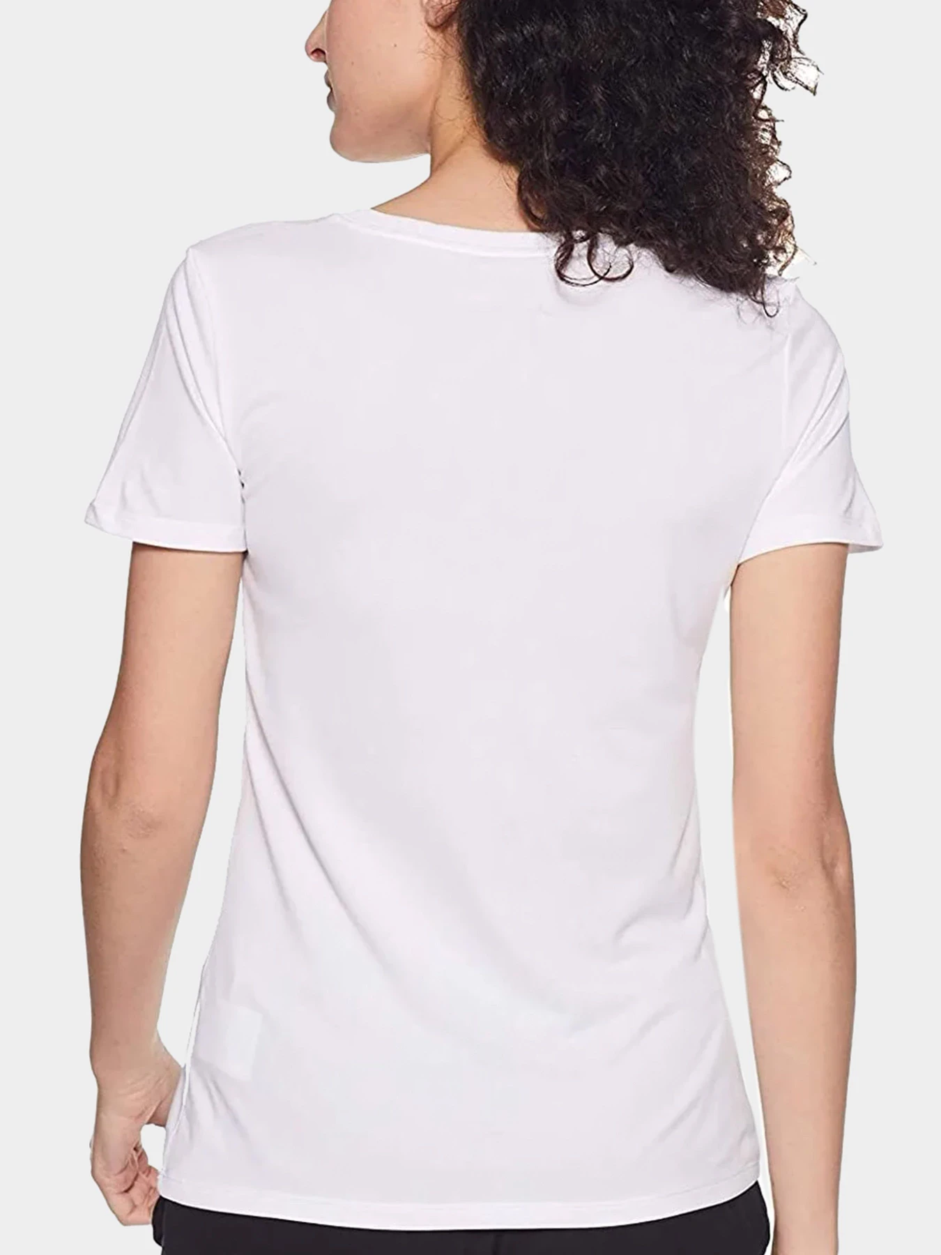 Футболки и поло NIKE модель BV0667-100 Футболки и поло NIKE модель BV0667-100 Фото