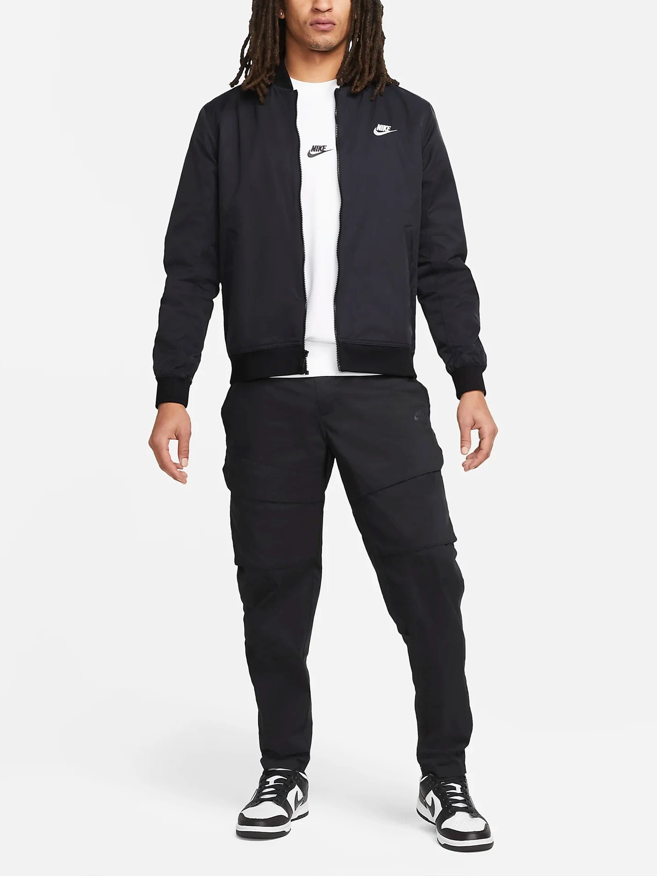 Куртки и дубленки NIKE модель DM6821-010 Куртки и дубленки NIKE модель DM6821-010 Фото