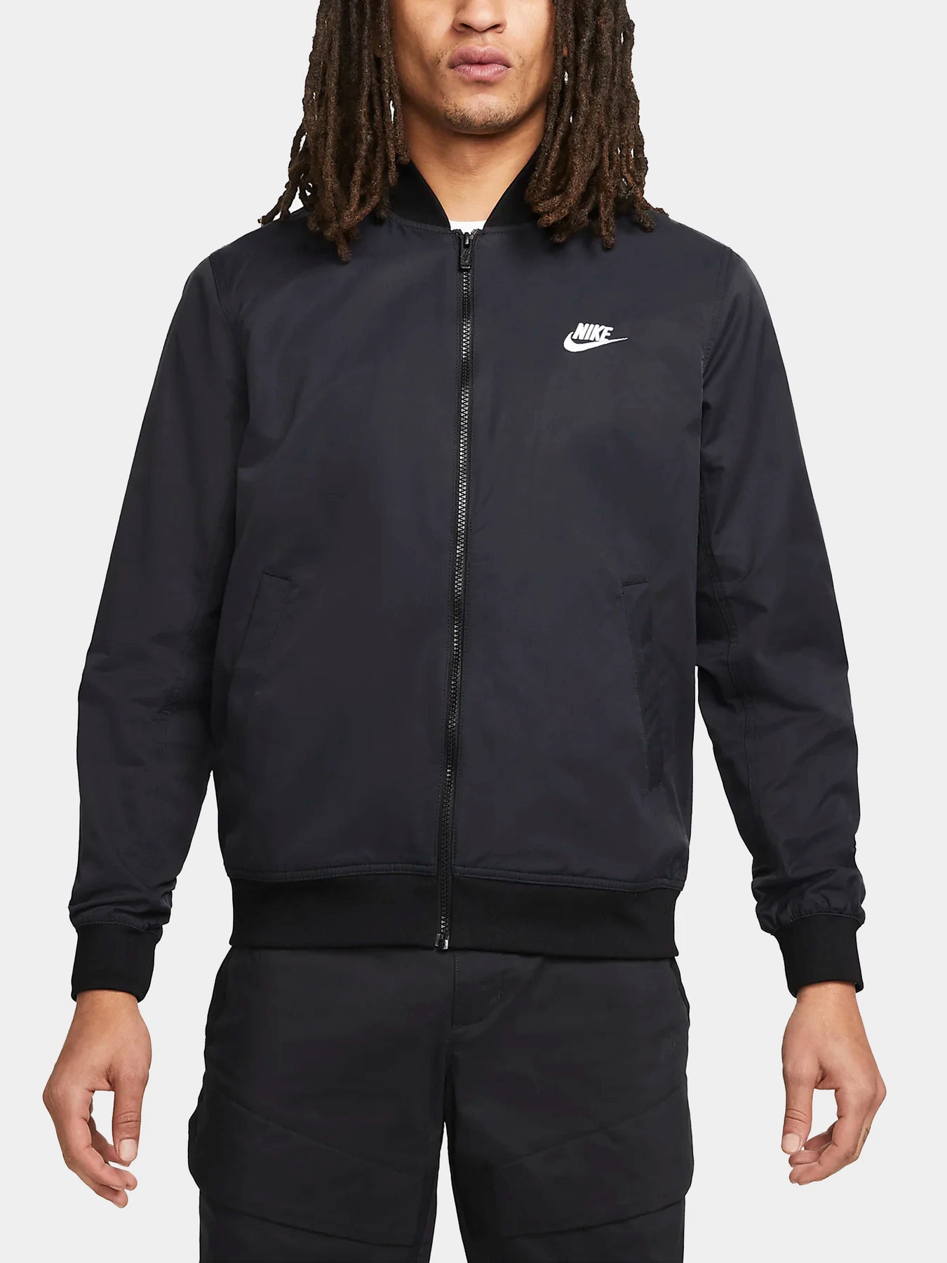 Куртки и дубленки NIKE модель DM6821-010 Куртки и дубленки NIKE модель DM6821-010 Фото