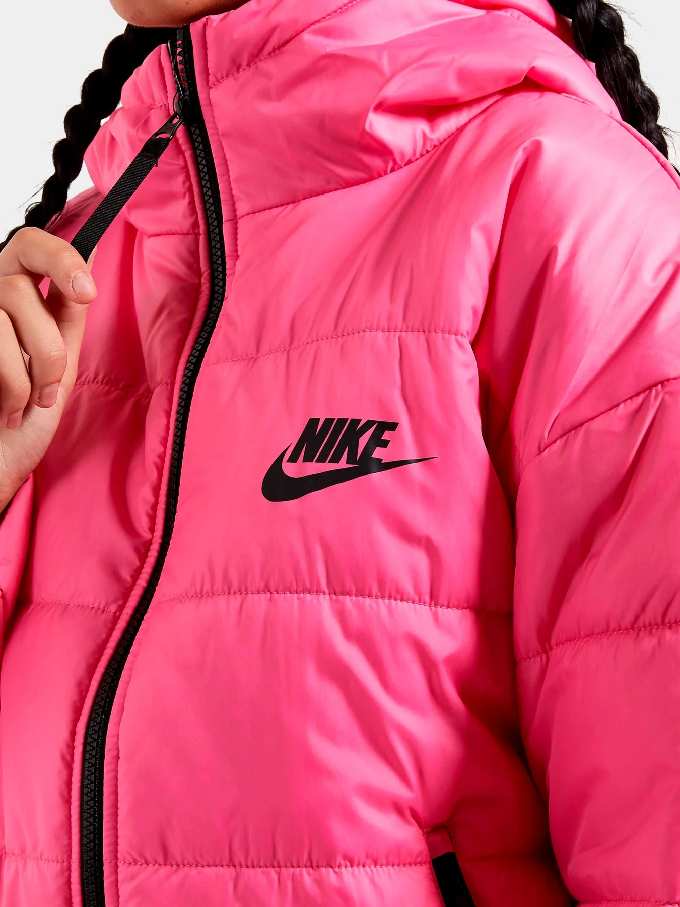 Куртки и дубленки NIKE модель DX1797-684 Куртки и дубленки NIKE модель DX1797-684 Фото