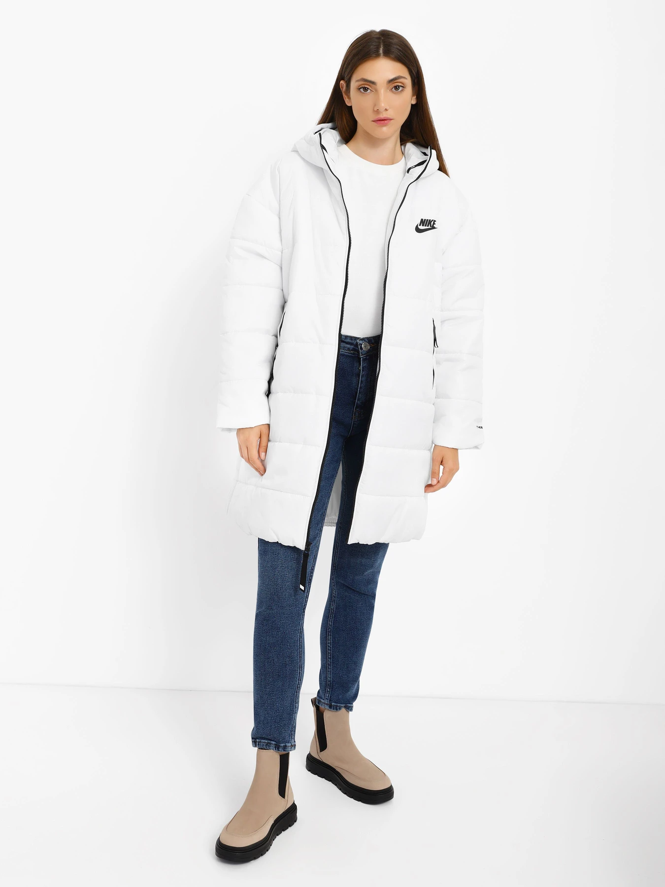 Куртки и дубленки NIKE модель DX1798-121 Куртки и дубленки NIKE модель DX1798-121 Фото