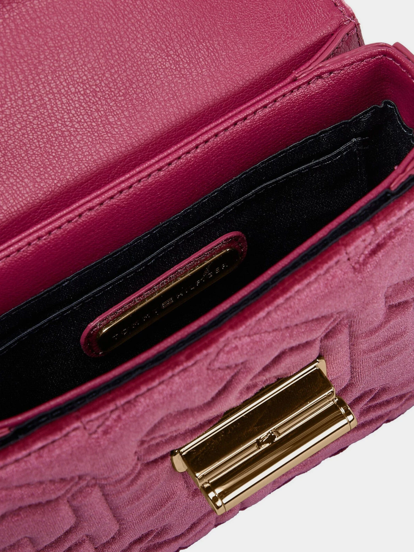 Сумки Tommy Hilfiger модель AW0AW11134-XIY Сумки Tommy Hilfiger модель AW0AW11134-XIY Фото