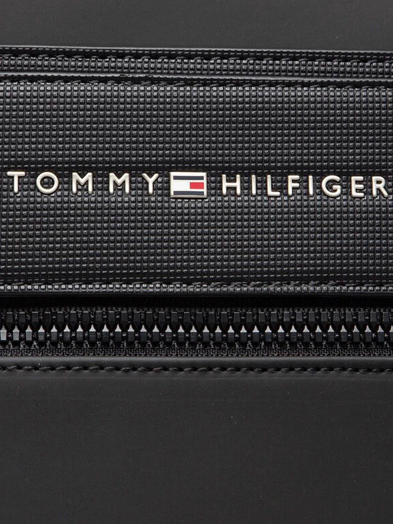 Рюкзаки Tommy Hilfiger модель AM0AM10555-BDS Рюкзаки Tommy Hilfiger модель AM0AM10555-BDS Фото