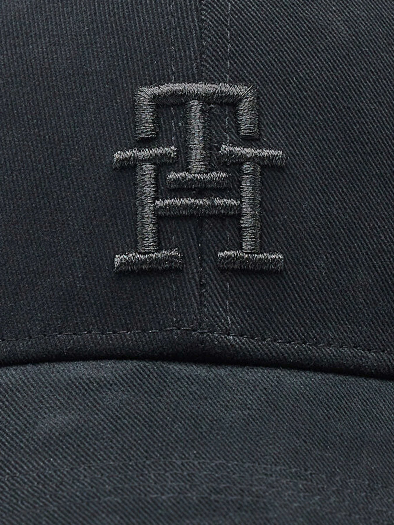 Шапки и кепки Tommy Hilfiger модель AW0AW14154-BDS Шапки и кепки Tommy Hilfiger модель AW0AW14154-BDS Фото