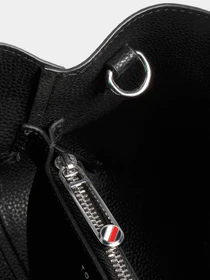 Сумки Tommy Hilfiger модель AW0AW14214-BDS Фото
