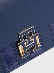 Сумки Tommy Hilfiger модель AW0AW14306-DW6 Фото