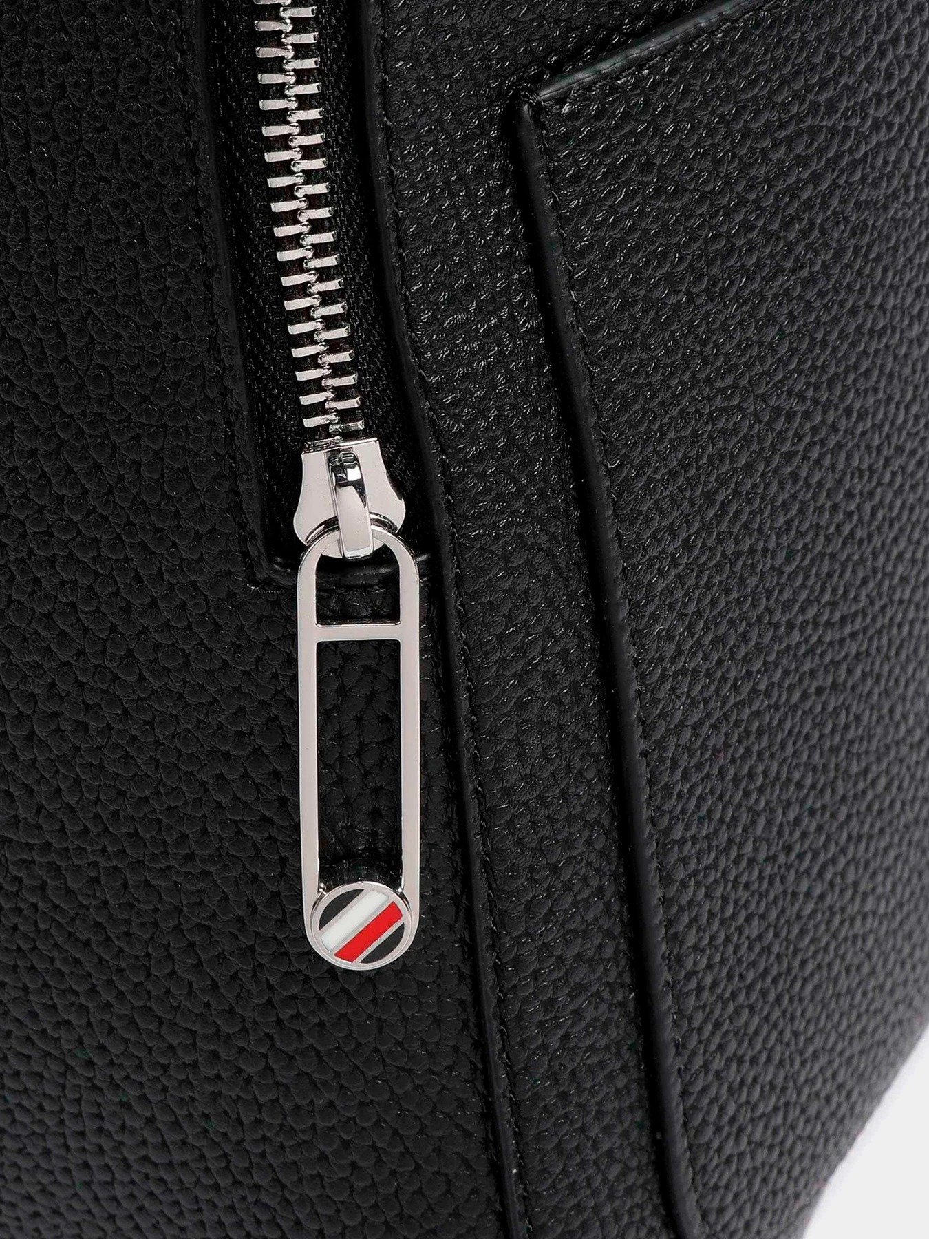 Рюкзаки Tommy Hilfiger модель AW0AW14313-BDS Рюкзаки Tommy Hilfiger модель AW0AW14313-BDS Фото