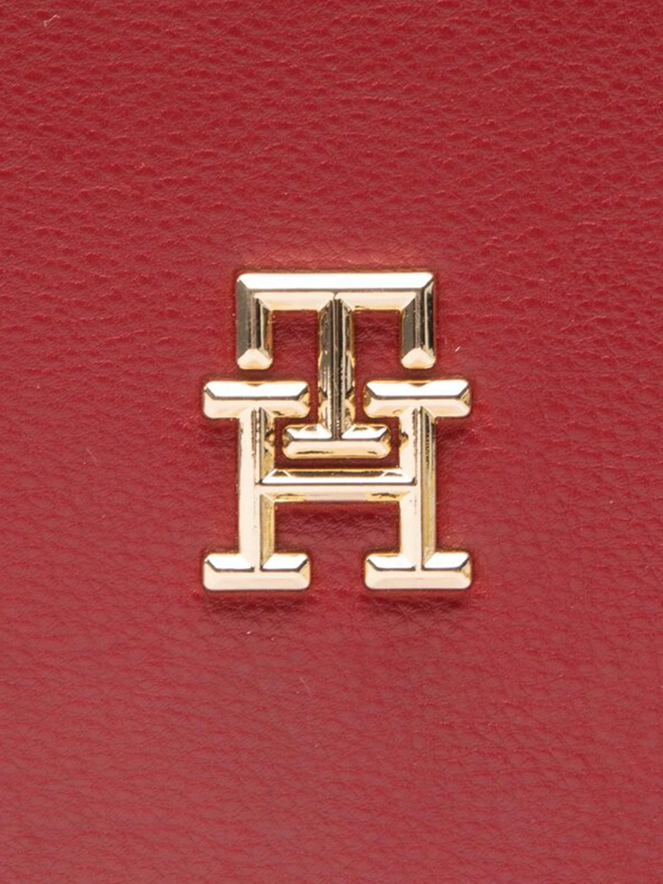 Сумки Tommy Hilfiger модель AW0AW14369-0KP Сумки Tommy Hilfiger модель AW0AW14369-0KP Фото