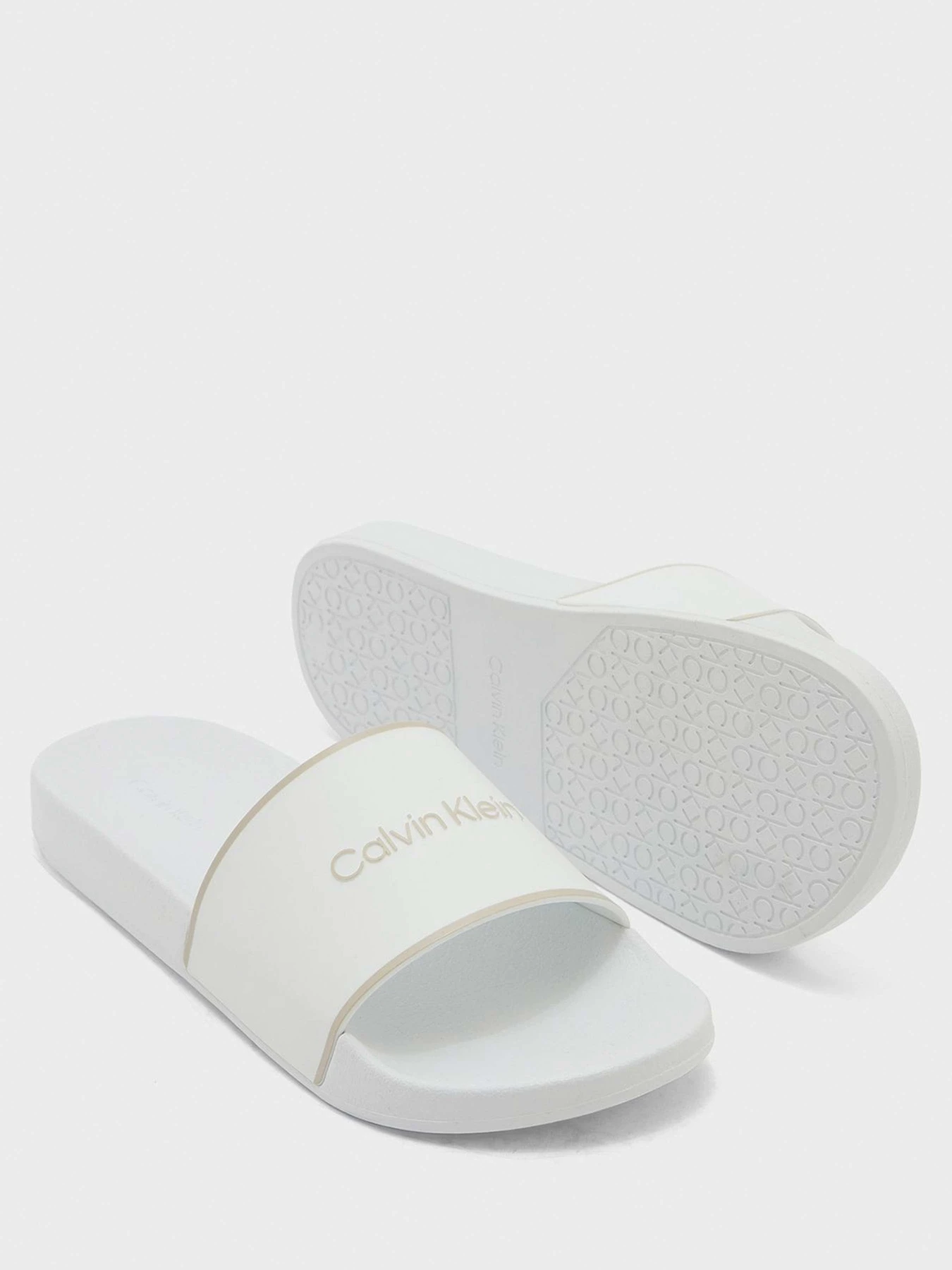 Шлёпанцы Calvin Klein модель HW0HW01382-0K9 Шлёпанцы Calvin Klein модель HW0HW01382-0K9 Фото
