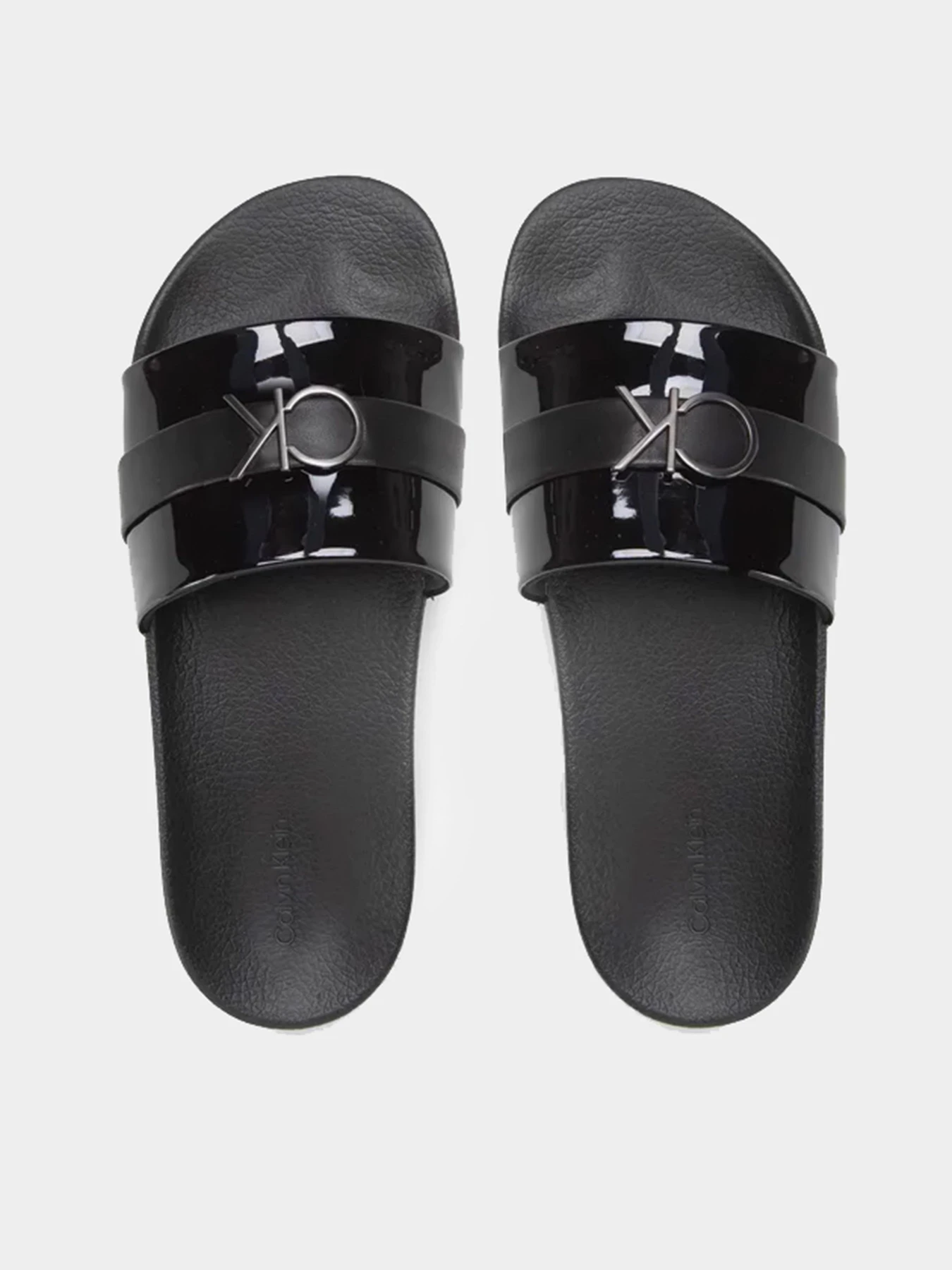 Шлёпанцы Calvin Klein модель HW0HW01523-BEH Шлёпанцы Calvin Klein модель HW0HW01523-BEH Фото
