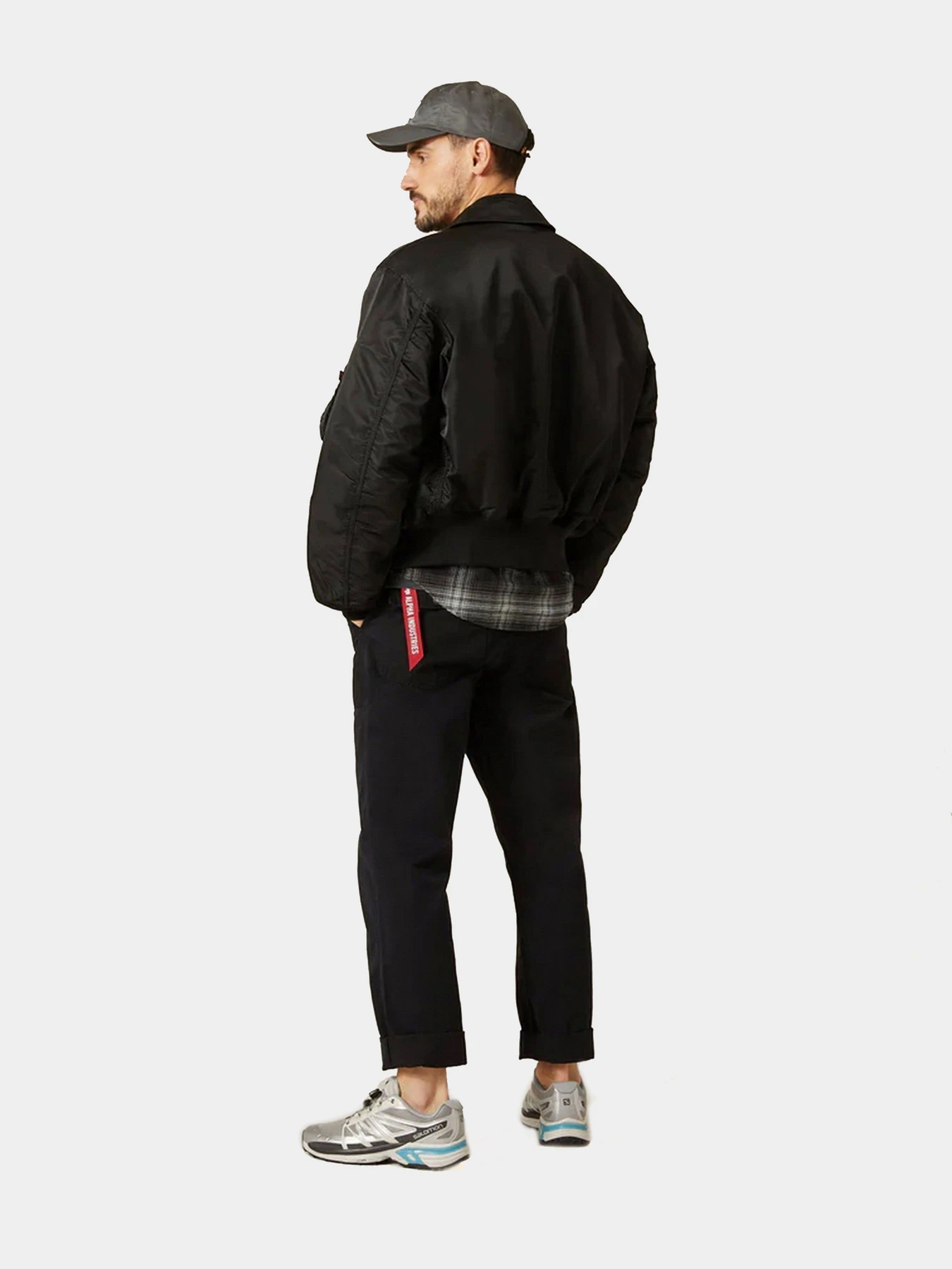 Куртки и дубленки Alpha Industries модель MJC22000C1_001 Куртки и дубленки Alpha Industries модель MJC22000C1_001 Фото
