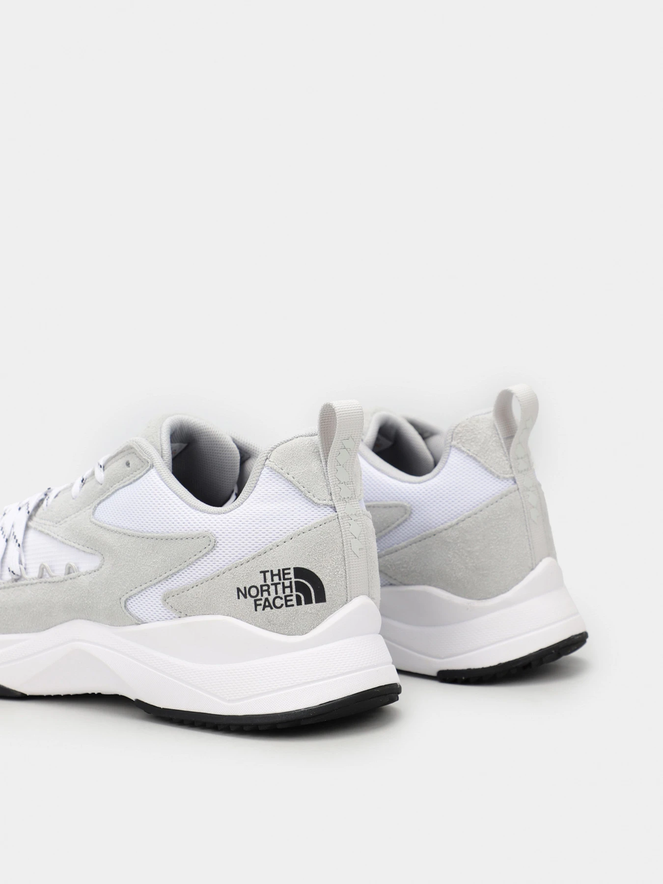 Кроссовки The North Face модель NF0A5LVNAE71 Кроссовки The North Face модель NF0A5LVNAE71 Фото