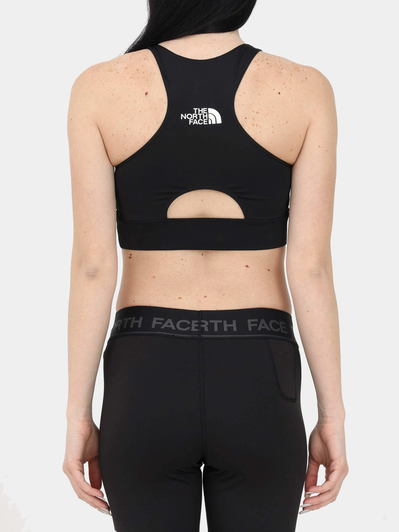 Футболки и поло The North Face модель NF0A7ZADKY41 Футболки и поло The North Face модель NF0A7ZADKY41 Фото