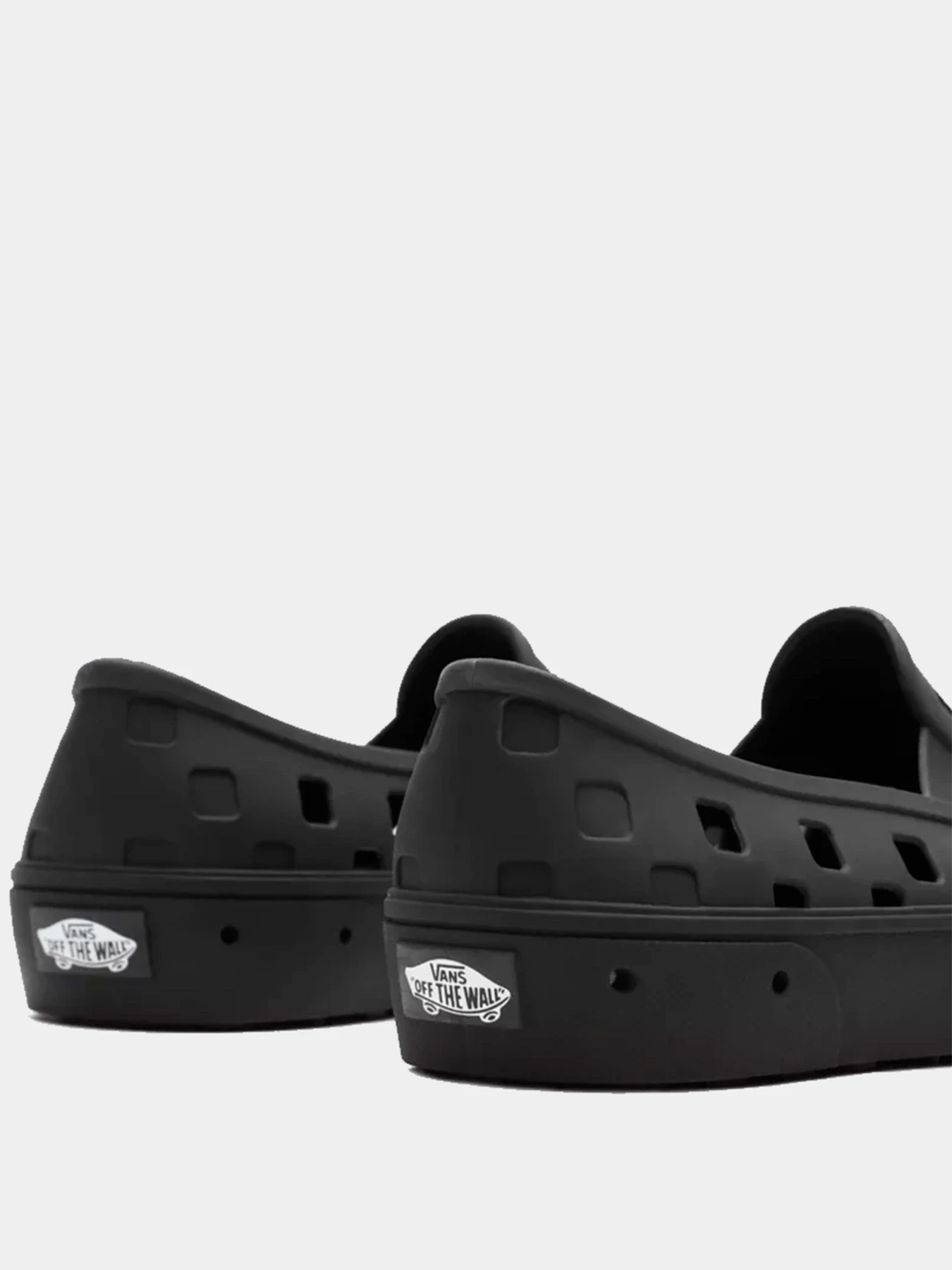 Слипоны и мокасины Vans модель VN0A5HF8BLK1 Слипоны и мокасины Vans модель VN0A5HF8BLK1 Фото