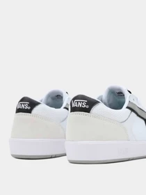 Кроссовки Vans модель VN0A7TNLIYP1 Фото